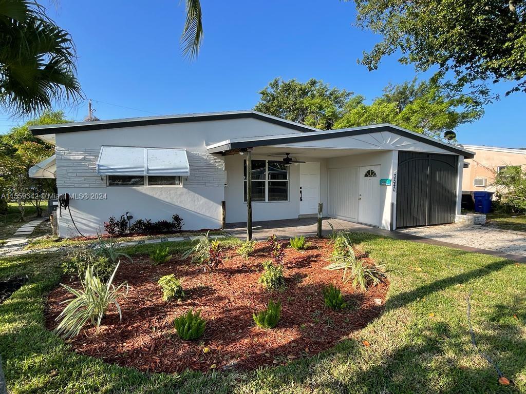 3540 SW 15th St  For Sale A11559342, FL