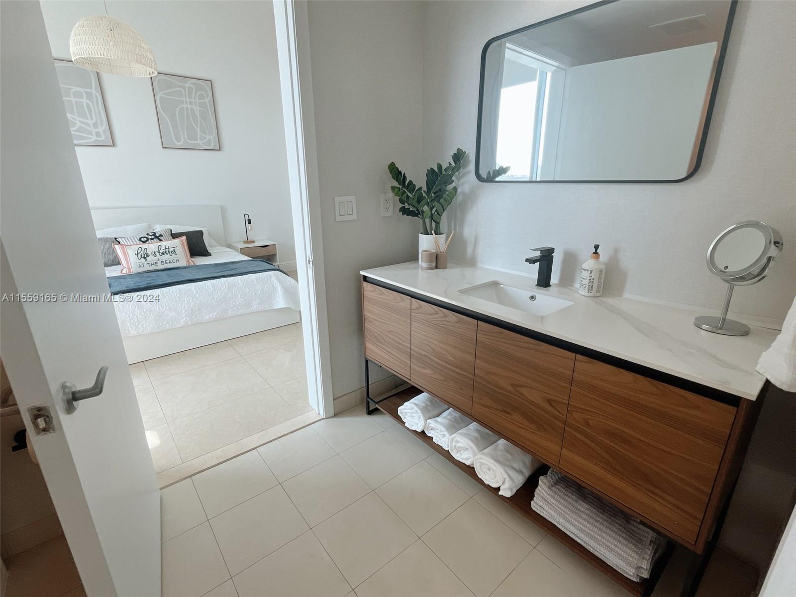 3029 NE 188th St 822, Aventura, Florida 33180, 3 Bedrooms Bedrooms, ,2 BathroomsBathrooms,Residentiallease,For Rent,3029 NE 188th St 822,A11559165