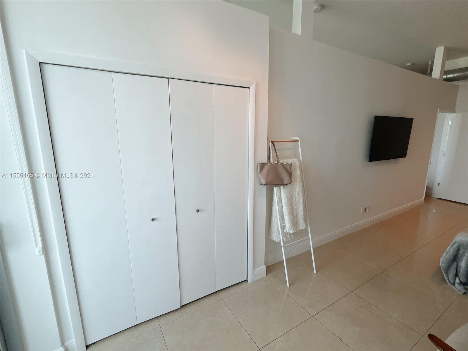 3029 NE 188th St 822, Aventura, Florida 33180, 3 Bedrooms Bedrooms, ,2 BathroomsBathrooms,Residentiallease,For Rent,3029 NE 188th St 822,A11559165