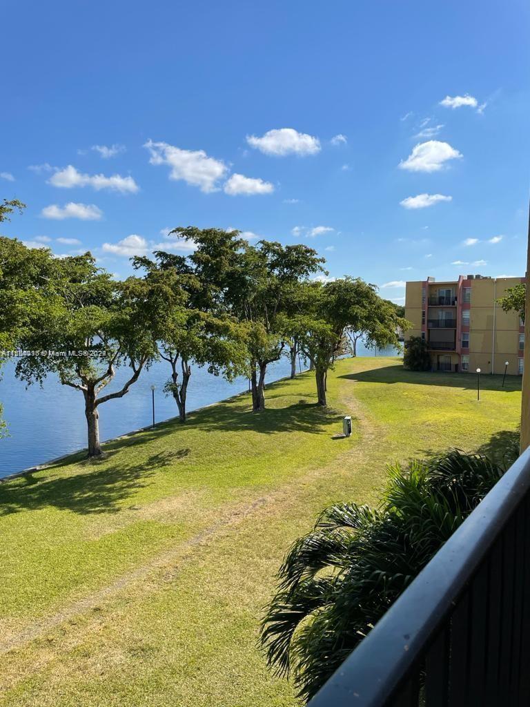 4803 NW 7th ST 308-14, Miami, Florida 33126, 2 Bedrooms Bedrooms, ,2 BathroomsBathrooms,Residentiallease,For Rent,4803 NW 7th ST 308-14,A11550116