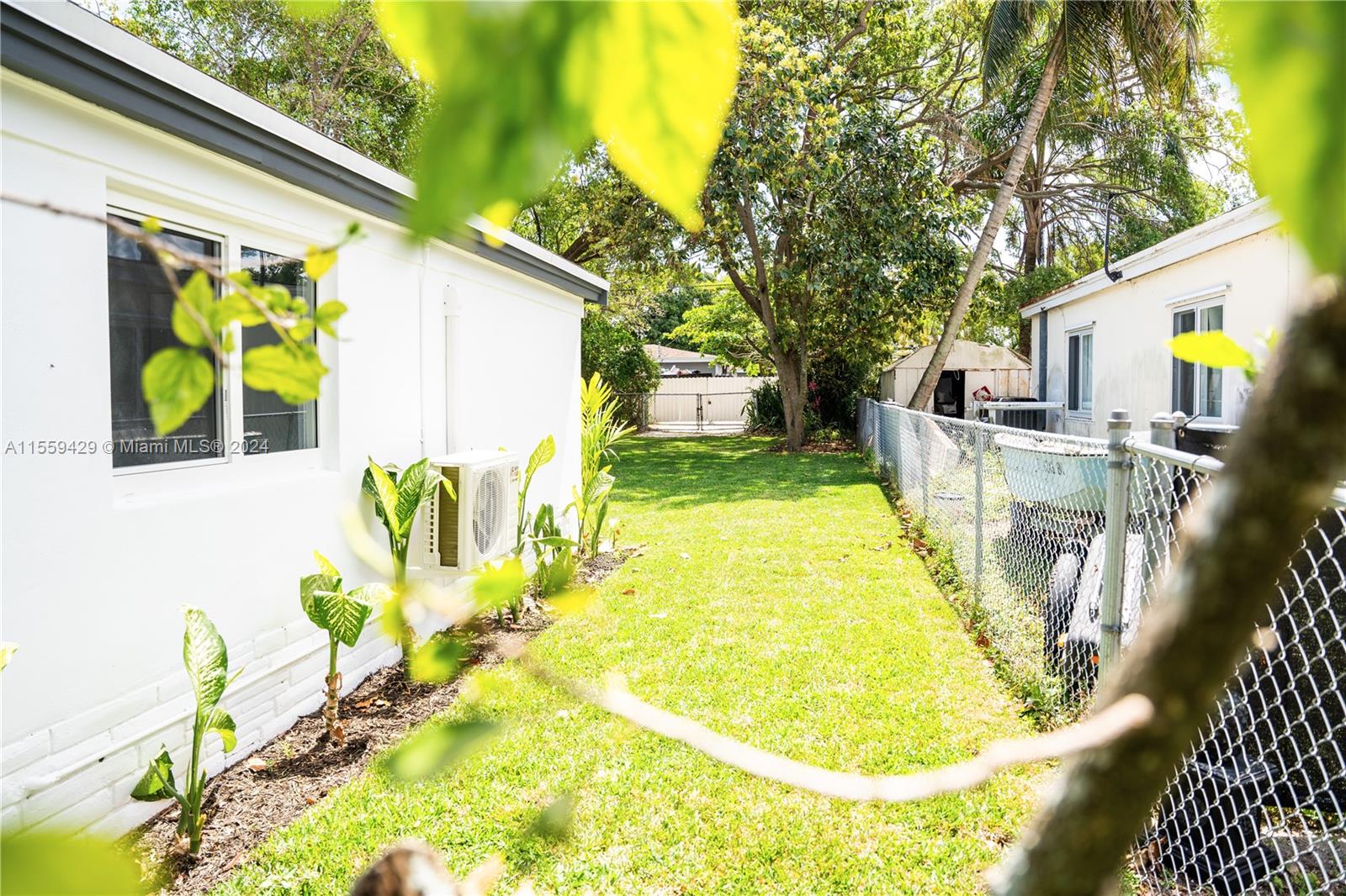 1640 NE 172nd St, North Miami Beach, Florida 33162, 3 Bedrooms Bedrooms, ,2 BathroomsBathrooms,Residential,For Sale,1640 NE 172nd St,A11559429