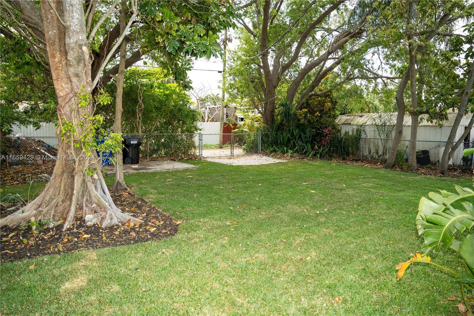 1640 NE 172nd St, North Miami Beach, Florida 33162, 3 Bedrooms Bedrooms, ,2 BathroomsBathrooms,Residential,For Sale,1640 NE 172nd St,A11559429