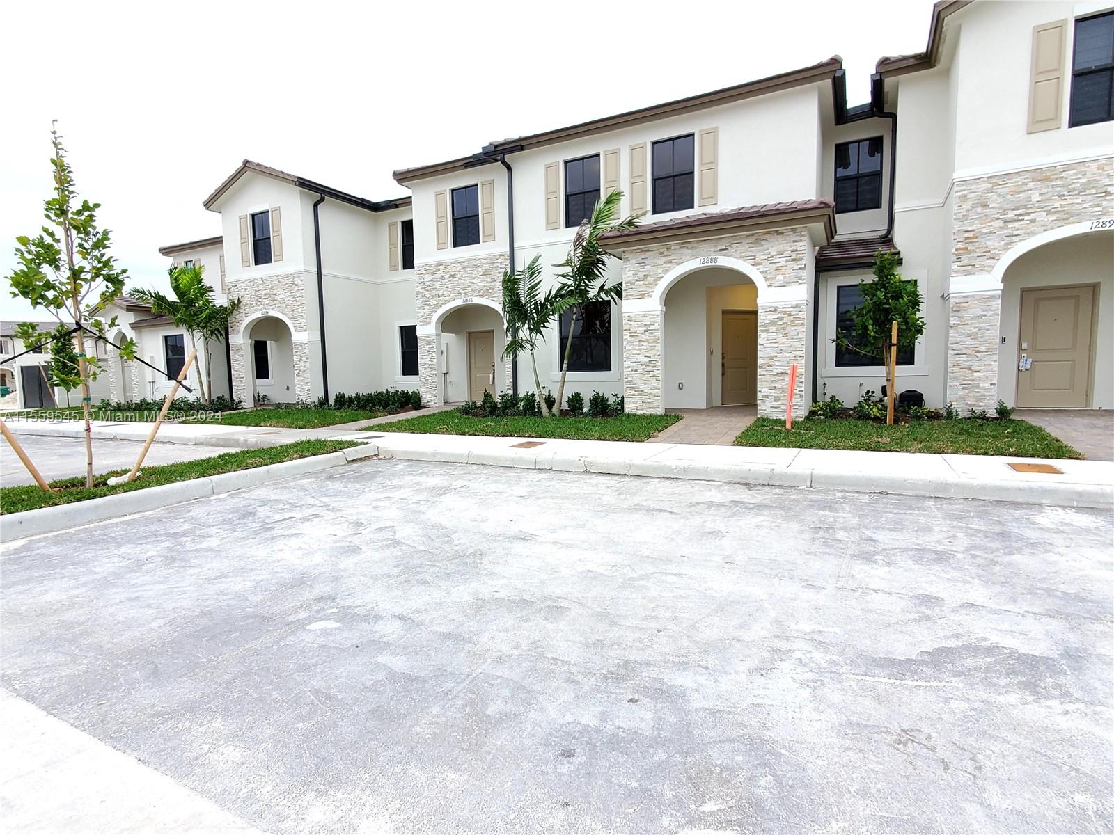 12888 SW 233rd Ter #12888 For Sale A11559545, FL