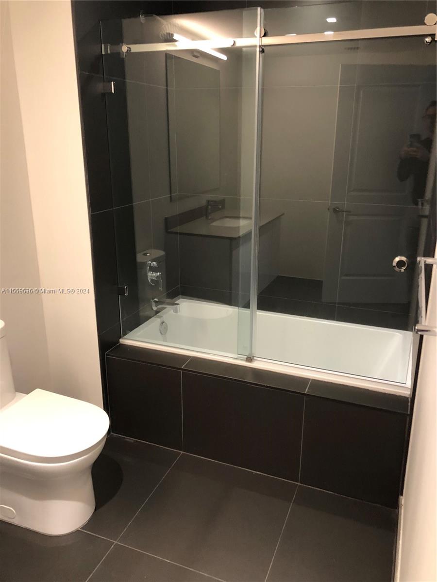 1600 NE 1st Ave 1917, Miami, Florida 33132, 1 Bedroom Bedrooms, ,1 BathroomBathrooms,Residentiallease,For Rent,1600 NE 1st Ave 1917,A11559536