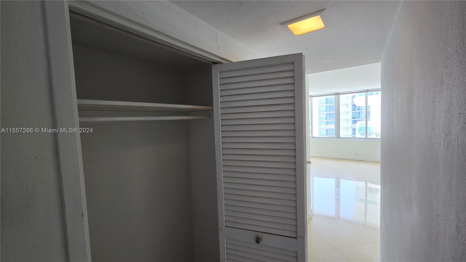 1000 West Ave 1101, Miami Beach, Florida 33139, ,1 BathroomBathrooms,Residentiallease,For Rent,1000 West Ave 1101,A11557266