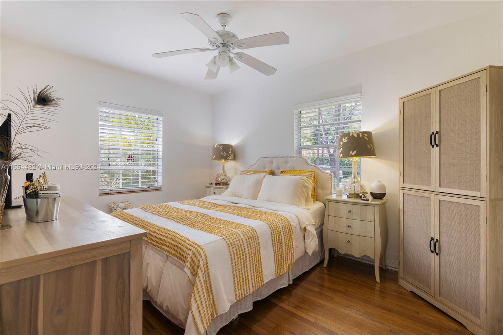 841 Alberca St, Coral Gables, Florida 33134, 2 Bedrooms Bedrooms, ,1 BathroomBathrooms,Residential,For Sale,841 Alberca St,A11554482