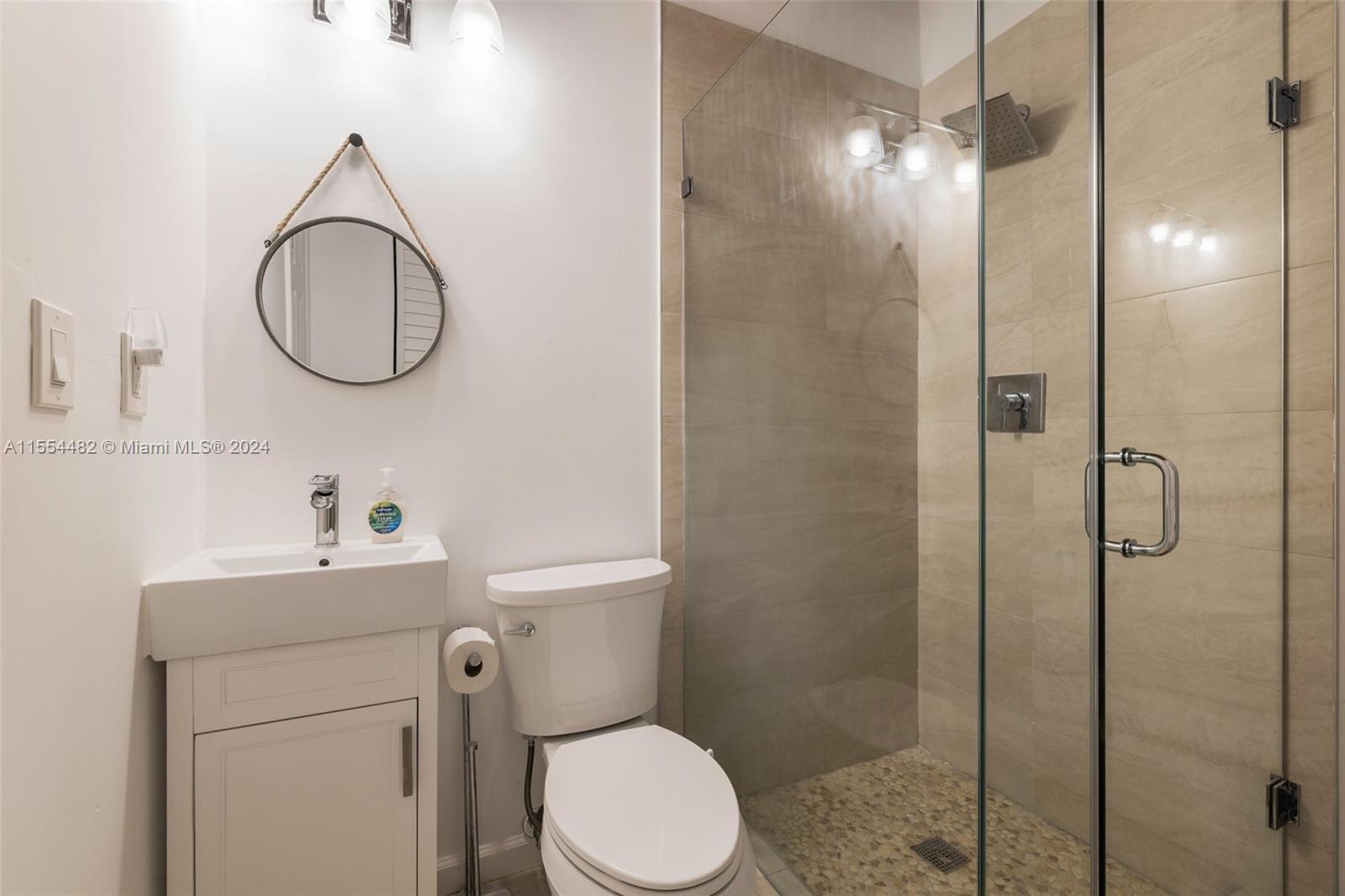 841 Alberca St, Coral Gables, Florida 33134, 2 Bedrooms Bedrooms, ,1 BathroomBathrooms,Residential,For Sale,841 Alberca St,A11554482