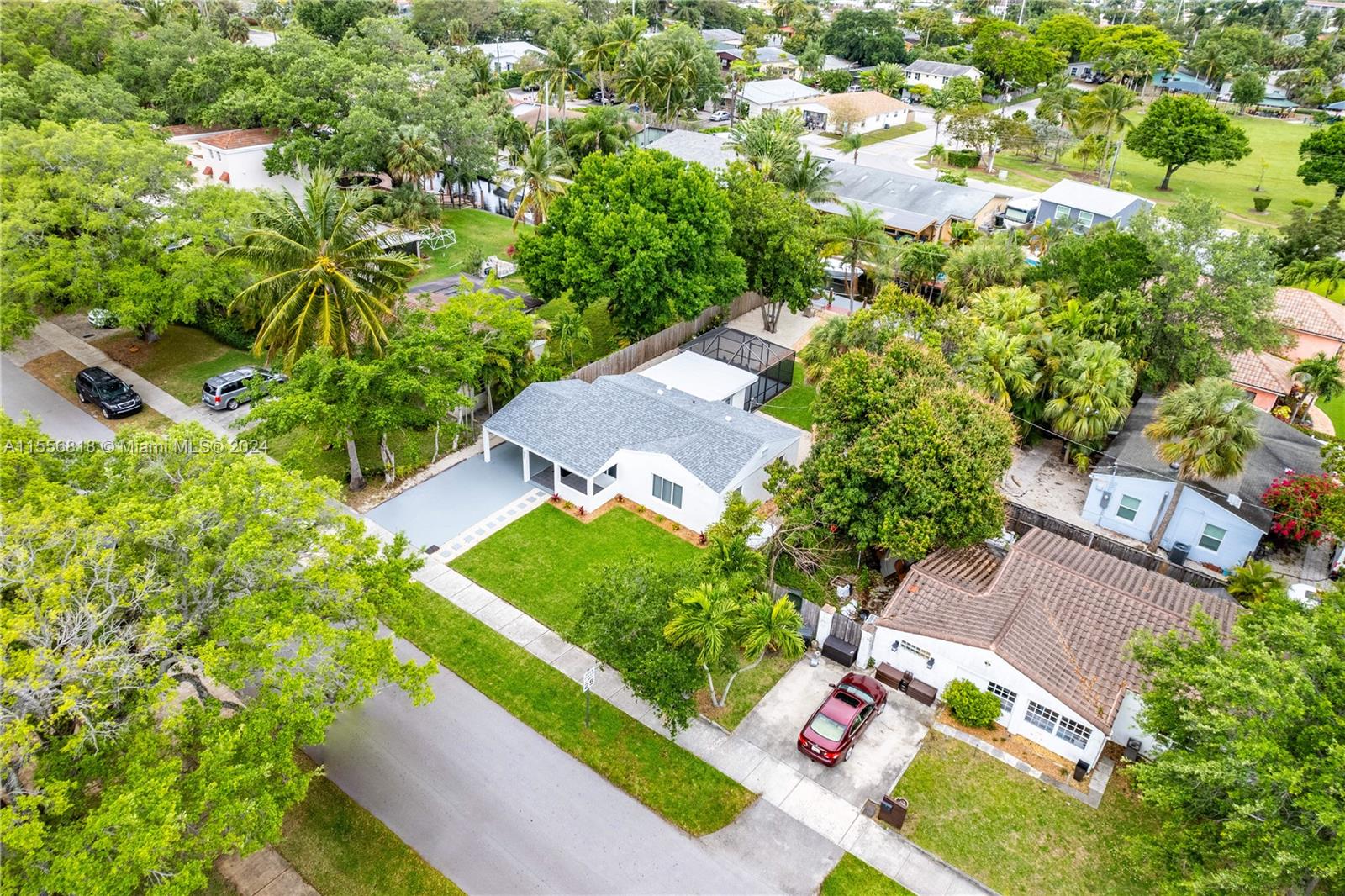 907 SW 17th St, Fort Lauderdale, Florida 33315, 3 Bedrooms Bedrooms, ,2 BathroomsBathrooms,Residential,For Sale,907 SW 17th St,A11556818