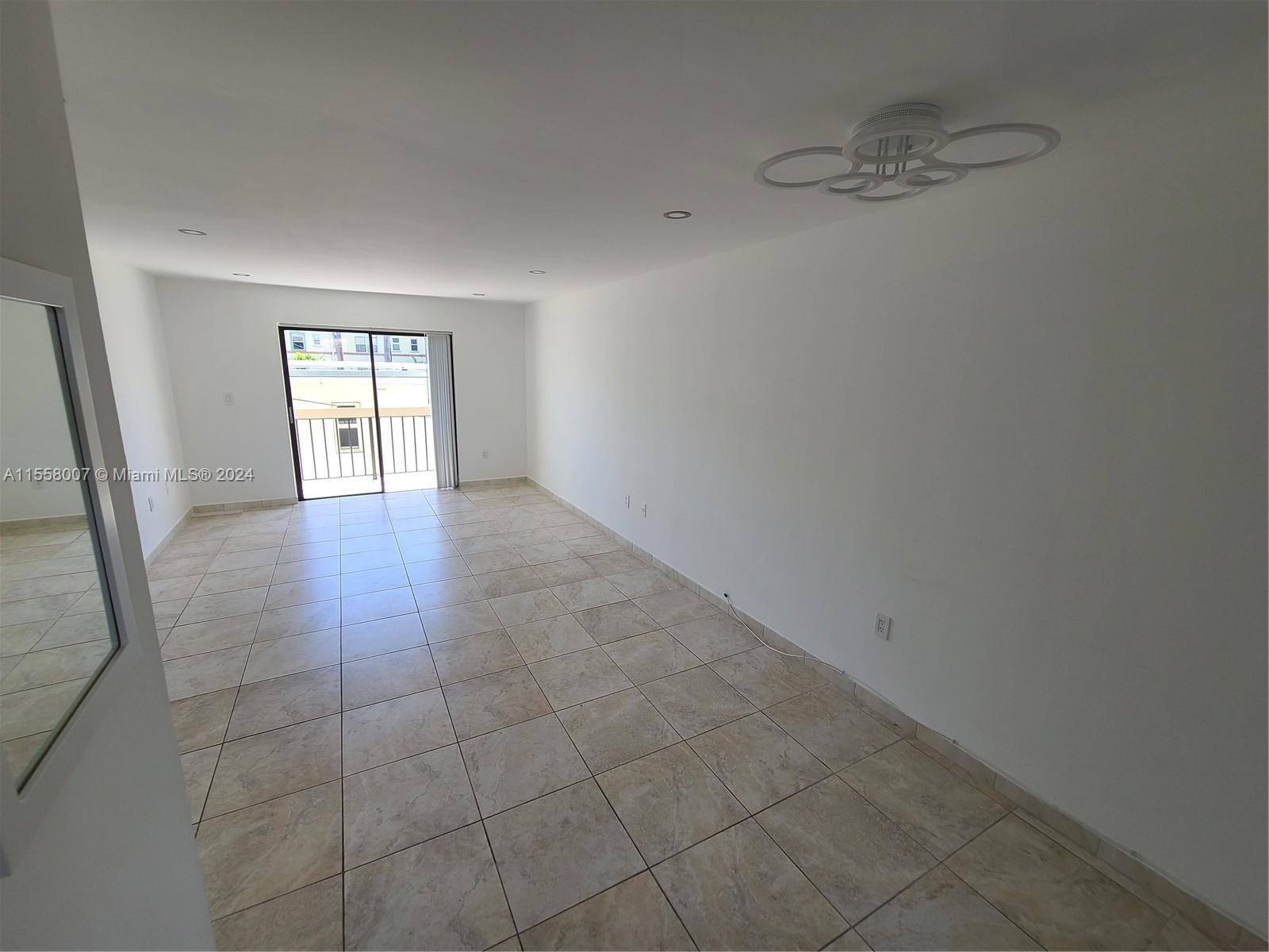 1612 Jefferson Ave 303, Miami Beach, Florida 33139, 1 Bedroom Bedrooms, ,1 BathroomBathrooms,Residentiallease,For Rent,1612 Jefferson Ave 303,A11558007