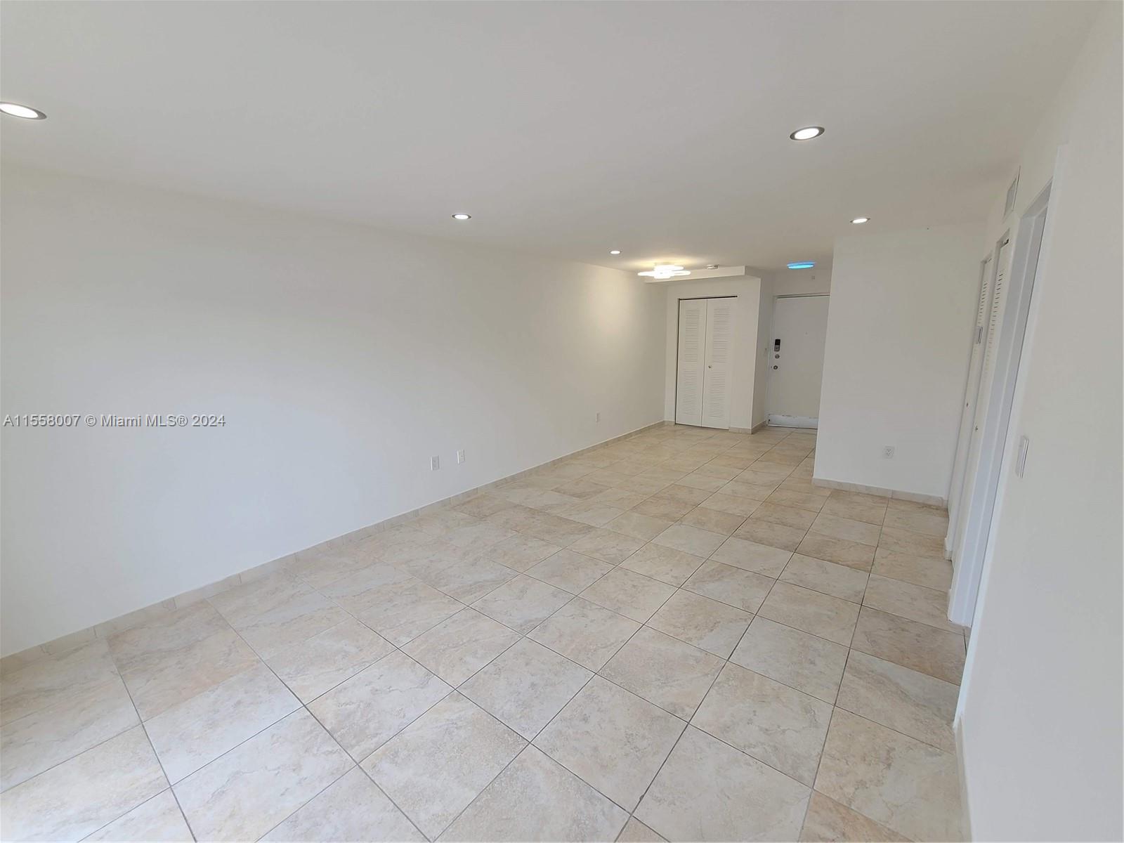 1612 Jefferson Ave 303, Miami Beach, Florida 33139, 1 Bedroom Bedrooms, ,1 BathroomBathrooms,Residentiallease,For Rent,1612 Jefferson Ave 303,A11558007