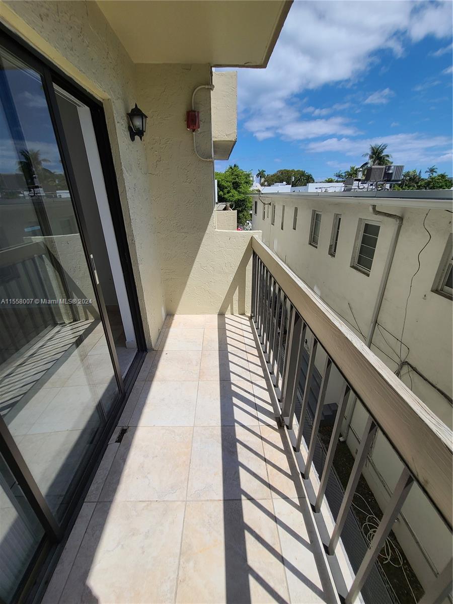 1612 Jefferson Ave 303, Miami Beach, Florida 33139, 1 Bedroom Bedrooms, ,1 BathroomBathrooms,Residentiallease,For Rent,1612 Jefferson Ave 303,A11558007