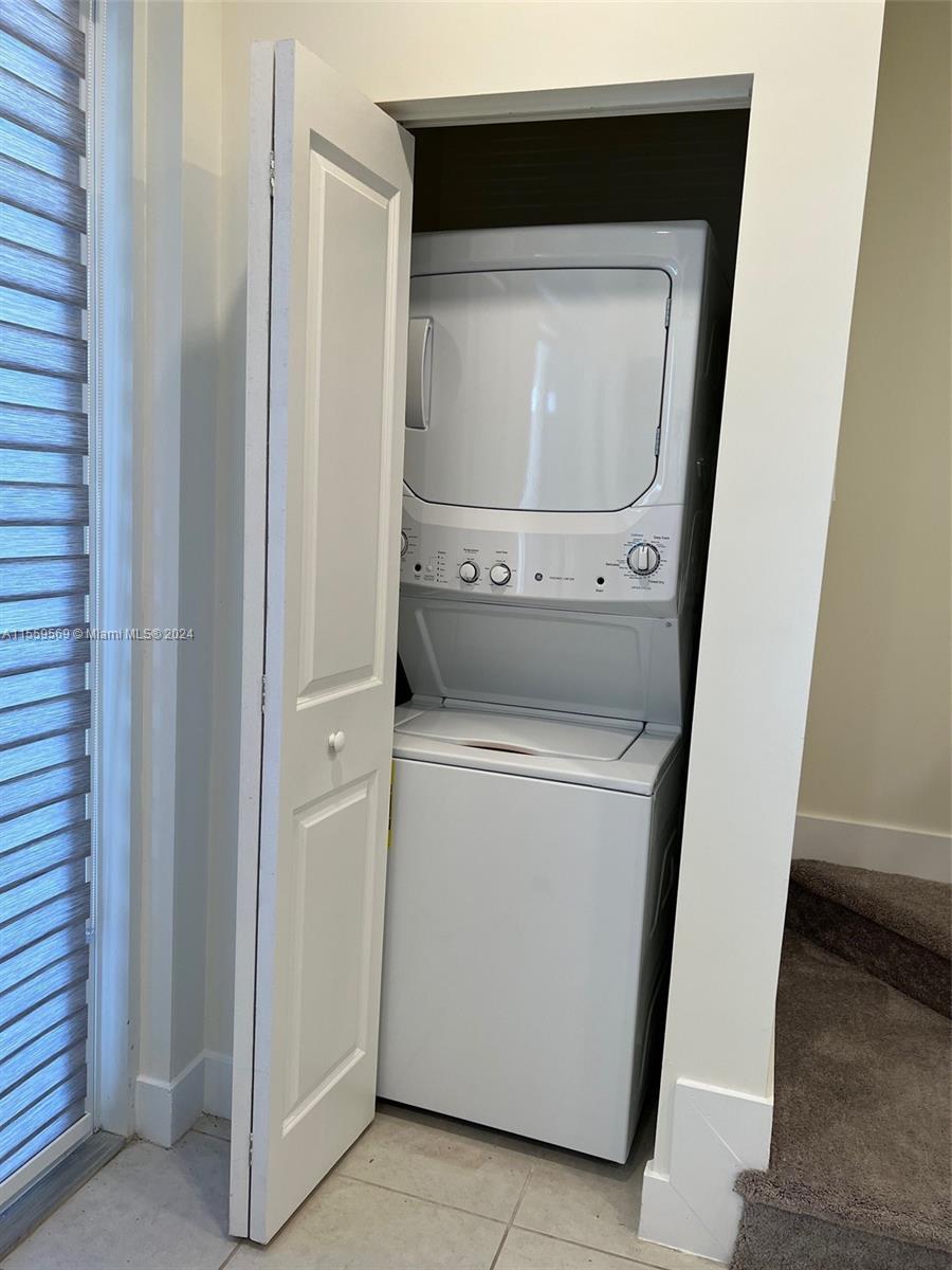 10270 NW 66 th St 105, Doral, Florida 33178, 3 Bedrooms Bedrooms, ,2 BathroomsBathrooms,Residentiallease,For Rent,10270 NW 66 th St 105,A11559569