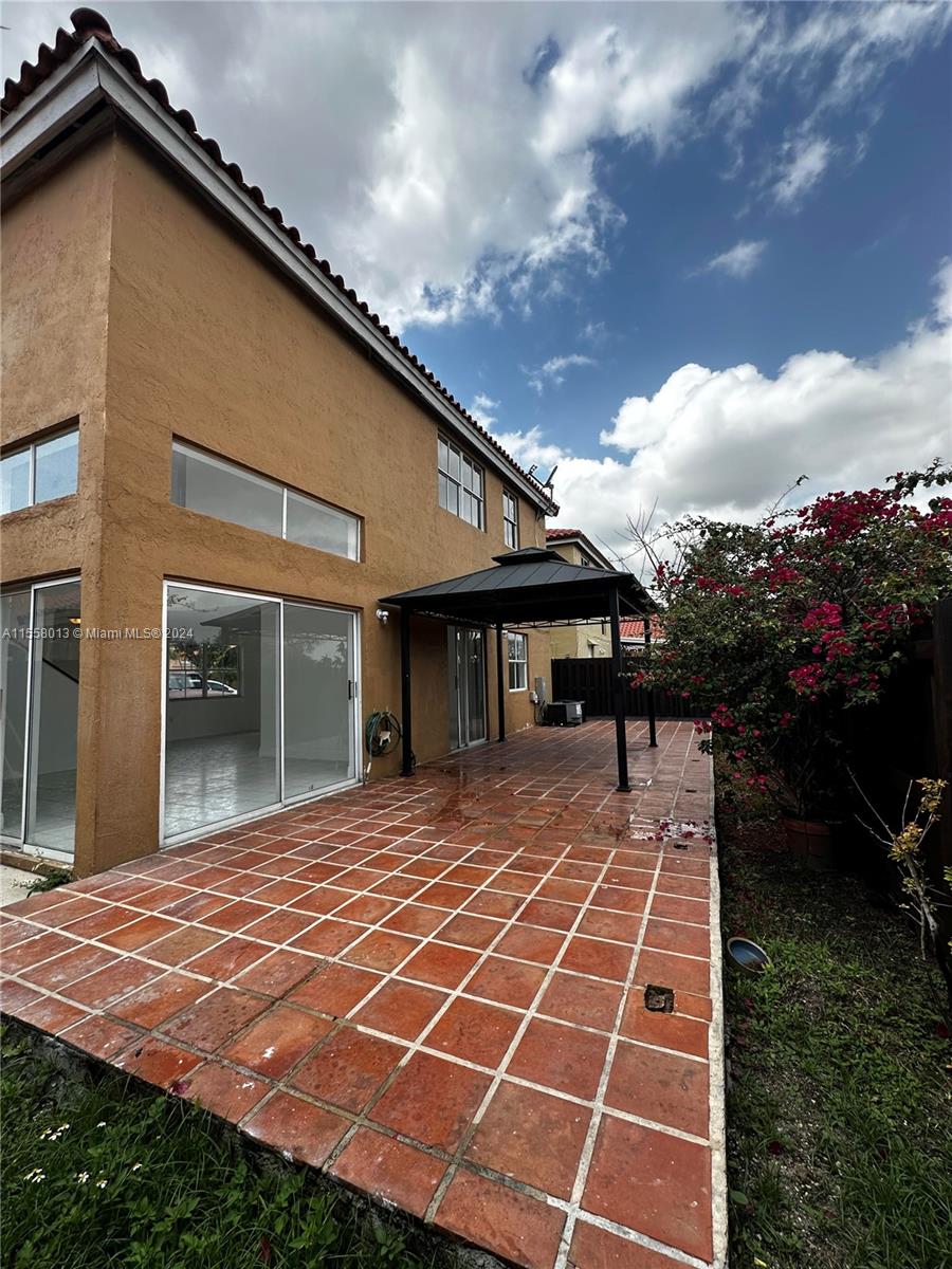 8417 NW 1st Ter, Miami, Florida 33126, 3 Bedrooms Bedrooms, ,2 BathroomsBathrooms,Residentiallease,For Rent,8417 NW 1st Ter,A11558013