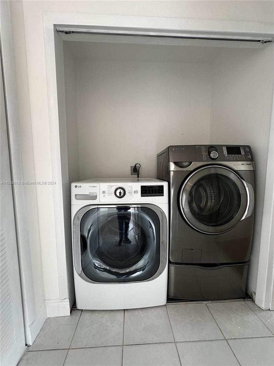 8417 NW 1st Ter, Miami, Florida 33126, 3 Bedrooms Bedrooms, ,2 BathroomsBathrooms,Residentiallease,For Rent,8417 NW 1st Ter,A11558013