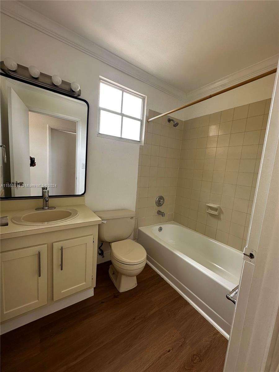 8417 NW 1st Ter, Miami, Florida 33126, 3 Bedrooms Bedrooms, ,2 BathroomsBathrooms,Residentiallease,For Rent,8417 NW 1st Ter,A11558013