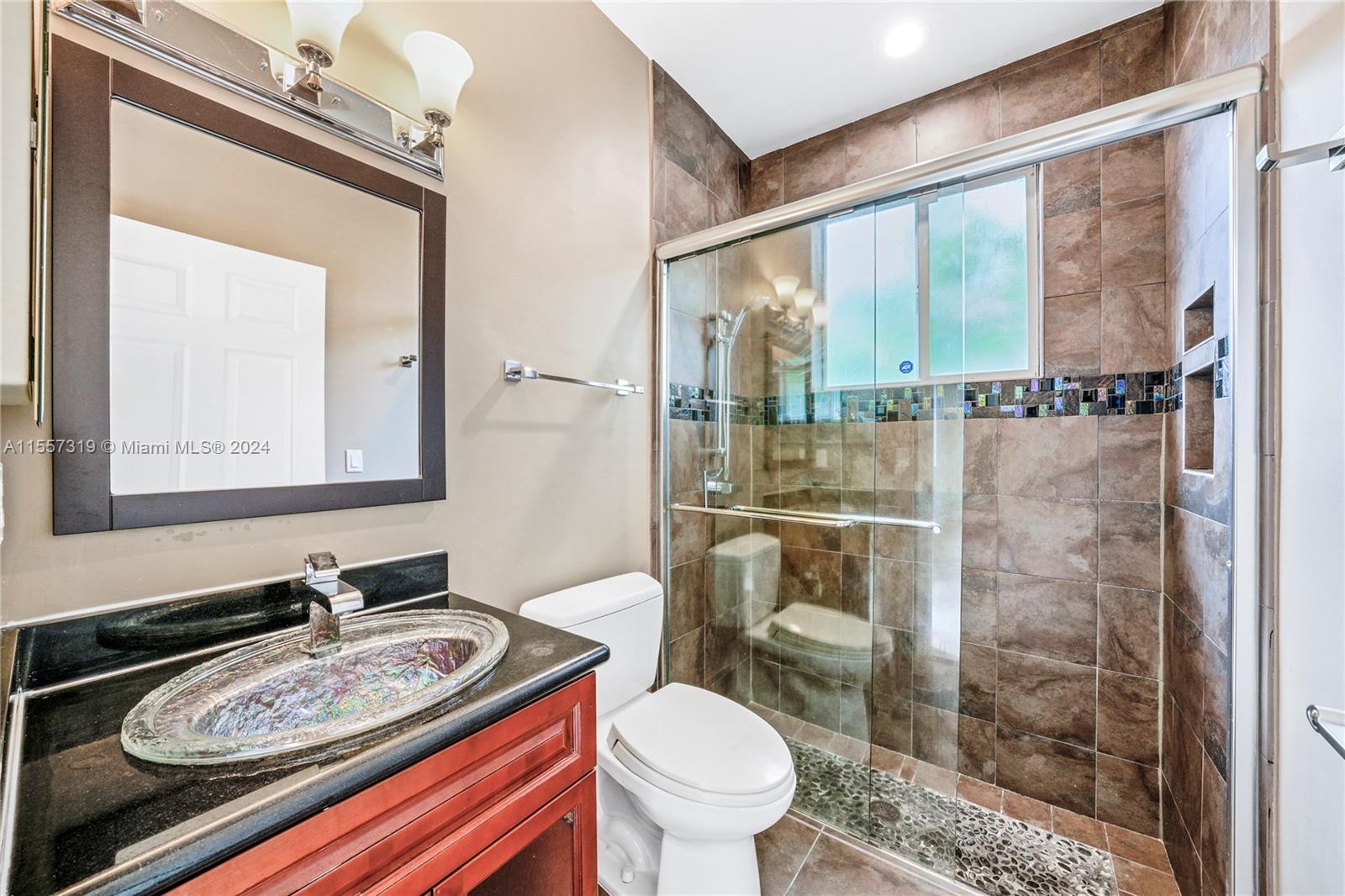 2724 Oakbrook Dr, Weston, Florida 33332, 4 Bedrooms Bedrooms, ,3 BathroomsBathrooms,Residential,For Sale,2724 Oakbrook Dr,A11557319