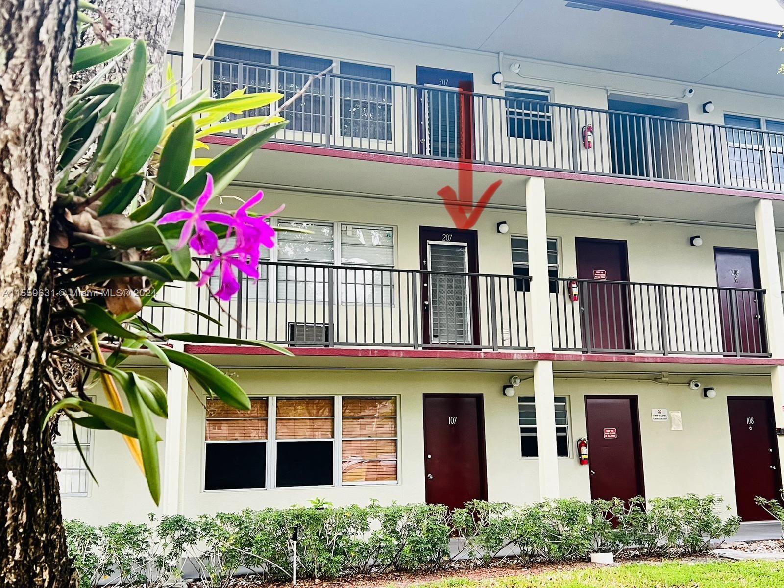 13455 SW 3rd St 207S, Pembroke Pines, Florida 33027, 1 Bedroom Bedrooms, ,1 BathroomBathrooms,Residentiallease,For Rent,13455 SW 3rd St 207S,A11559631