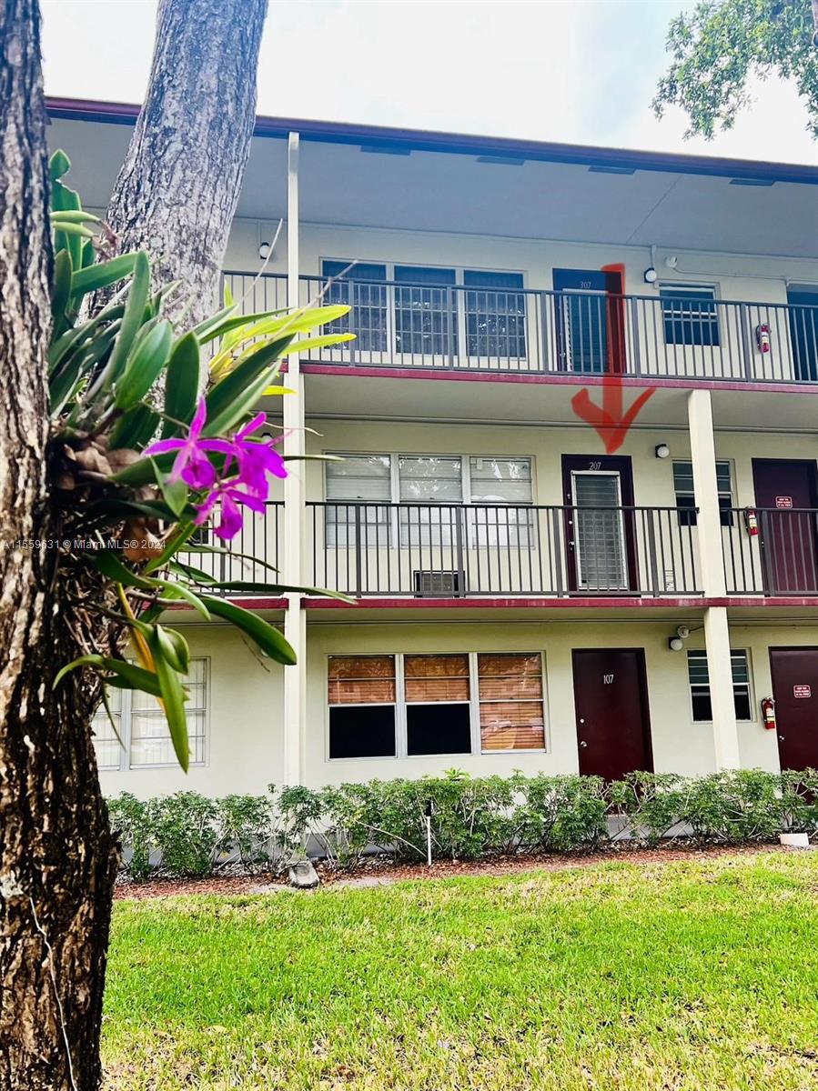 13455 SW 3rd St 207S, Pembroke Pines, Florida 33027, 1 Bedroom Bedrooms, ,1 BathroomBathrooms,Residentiallease,For Rent,13455 SW 3rd St 207S,A11559631