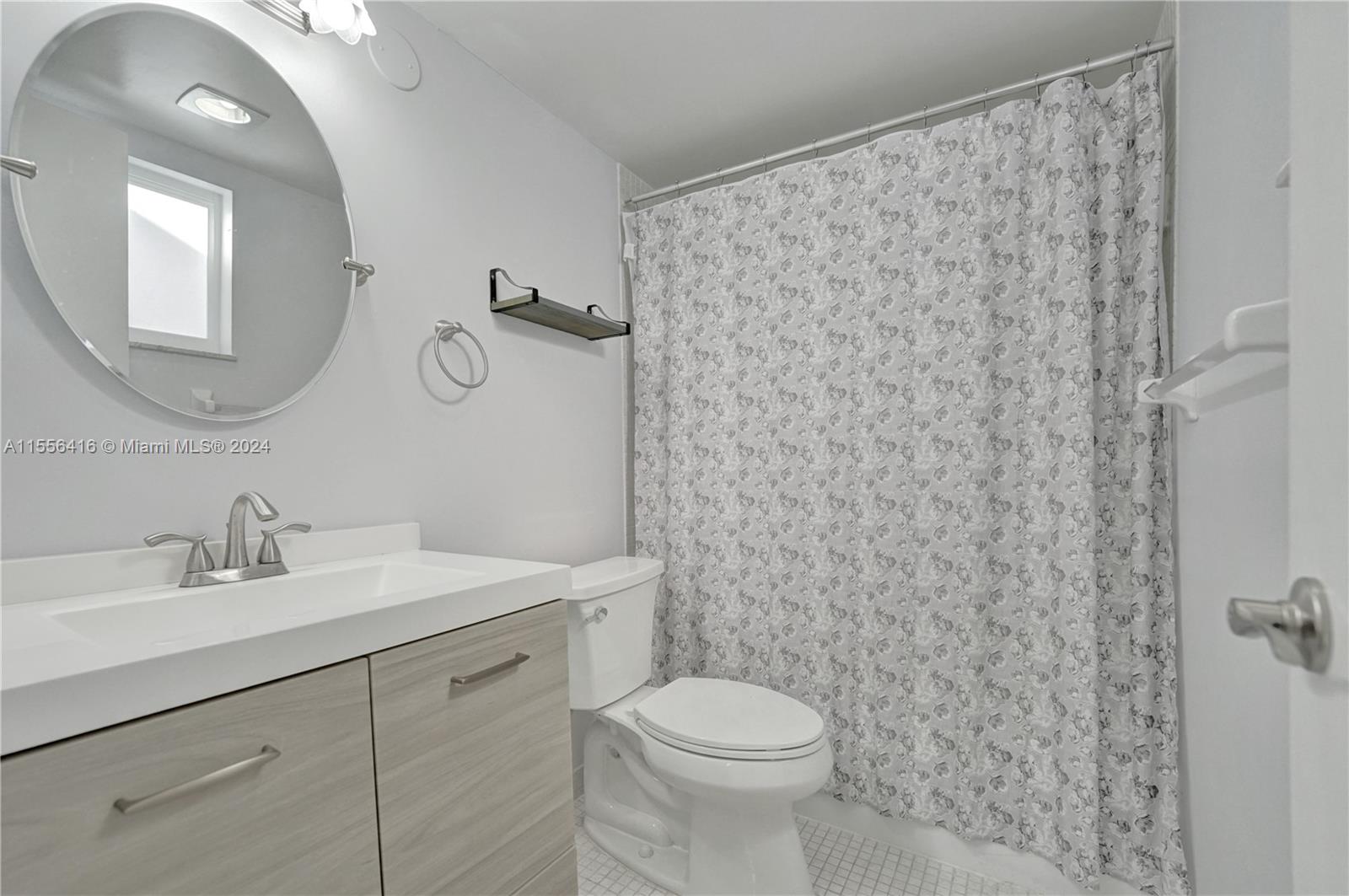 8838 W Mcnab Rd 206, Tamarac, Florida 33321, 2 Bedrooms Bedrooms, ,2 BathroomsBathrooms,Residential,For Sale,8838 W Mcnab Rd 206,A11556416