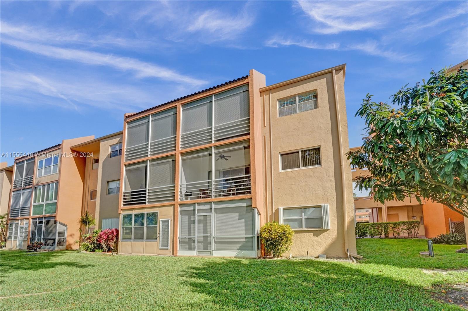 8838 W Mcnab Rd 206, Tamarac, Florida 33321, 2 Bedrooms Bedrooms, ,2 BathroomsBathrooms,Residential,For Sale,8838 W Mcnab Rd 206,A11556416