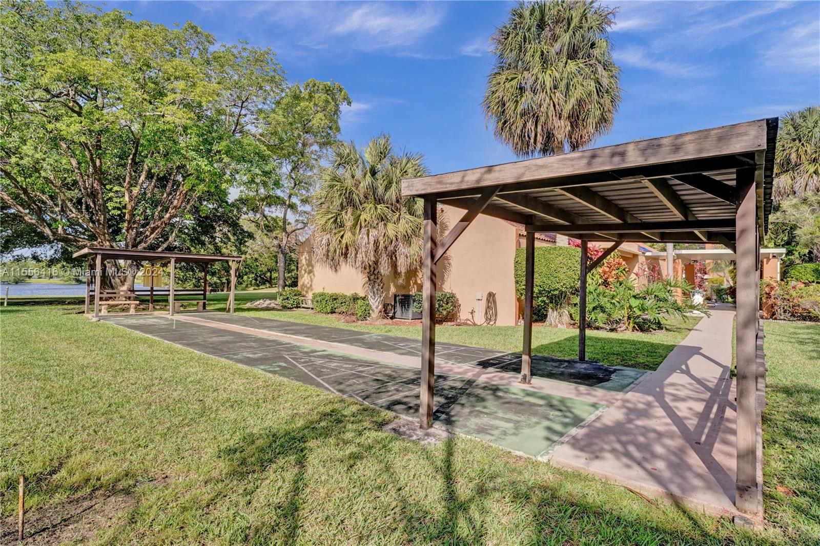 8838 W Mcnab Rd 206, Tamarac, Florida 33321, 2 Bedrooms Bedrooms, ,2 BathroomsBathrooms,Residential,For Sale,8838 W Mcnab Rd 206,A11556416