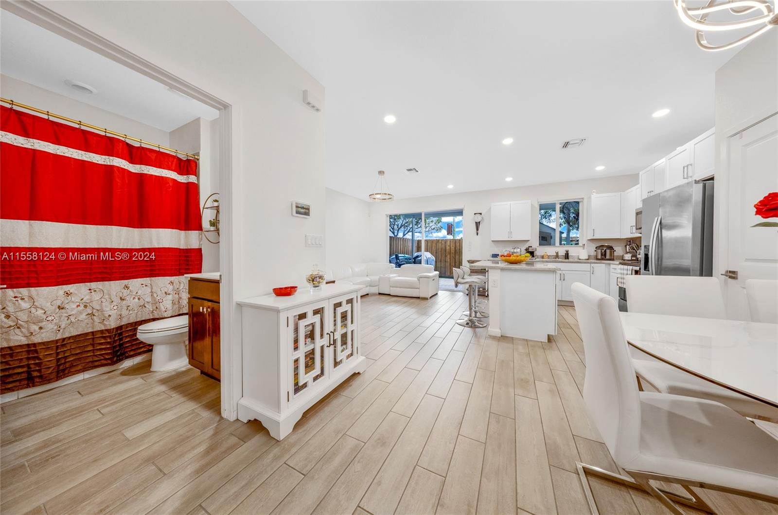 2469 SE 10th St 1, Homestead, Florida 33035, 4 Bedrooms Bedrooms, ,3 BathroomsBathrooms,Residential,For Sale,2469 SE 10th St 1,A11558124