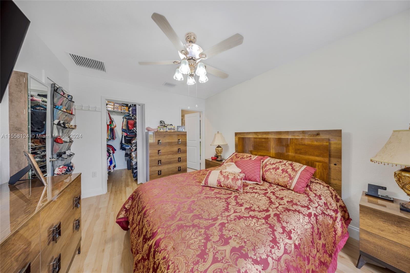 2469 SE 10th St 1, Homestead, Florida 33035, 4 Bedrooms Bedrooms, ,3 BathroomsBathrooms,Residential,For Sale,2469 SE 10th St 1,A11558124