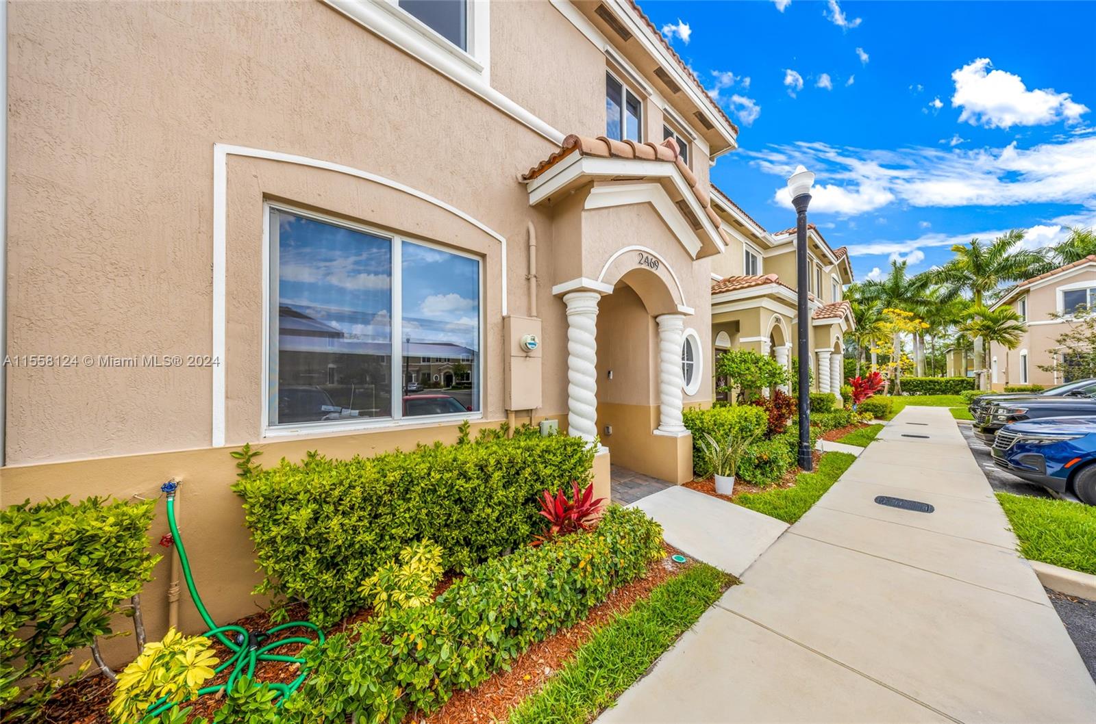 2469 SE 10th St 1, Homestead, Florida 33035, 4 Bedrooms Bedrooms, ,3 BathroomsBathrooms,Residential,For Sale,2469 SE 10th St 1,A11558124