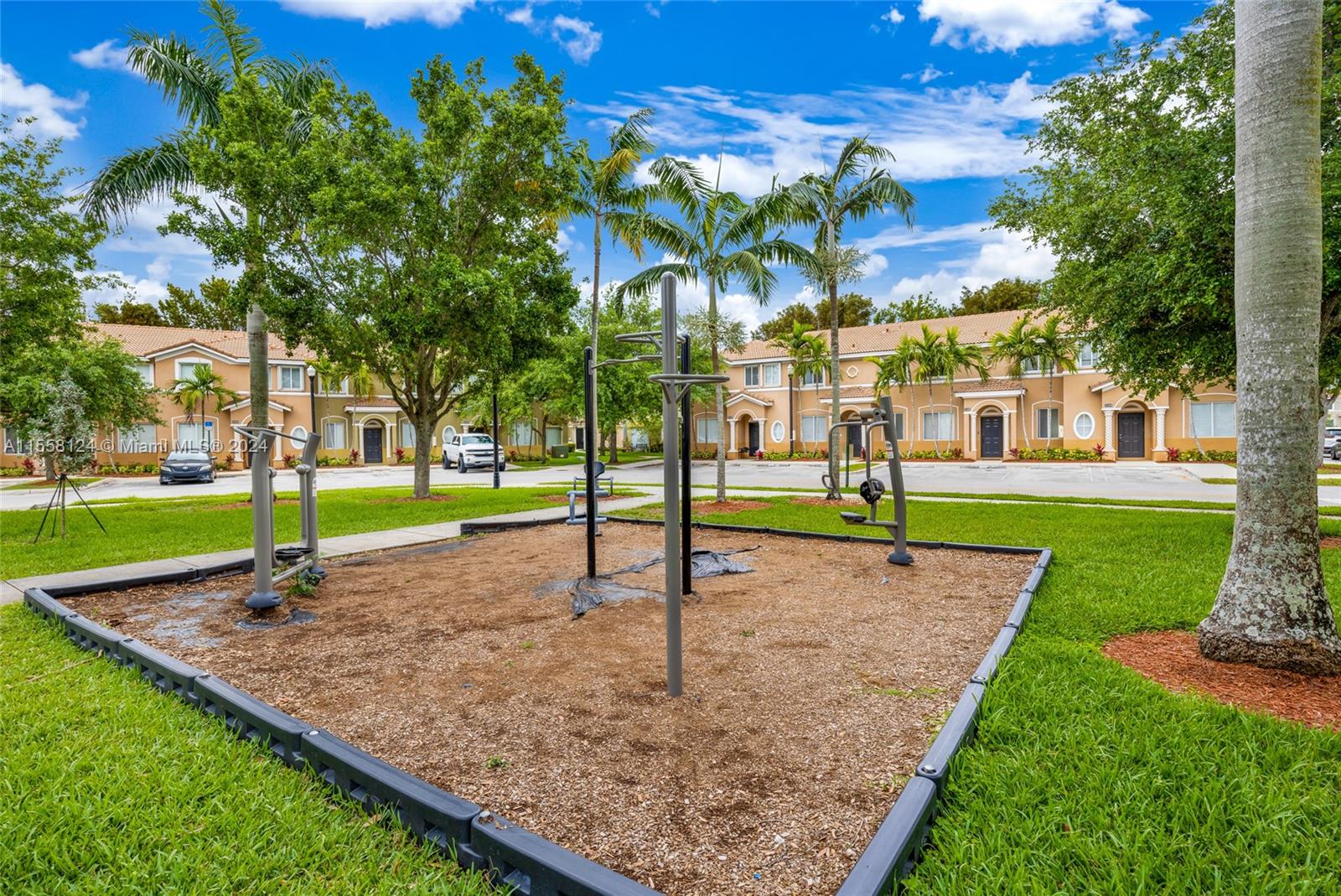 2469 SE 10th St 1, Homestead, Florida 33035, 4 Bedrooms Bedrooms, ,3 BathroomsBathrooms,Residential,For Sale,2469 SE 10th St 1,A11558124