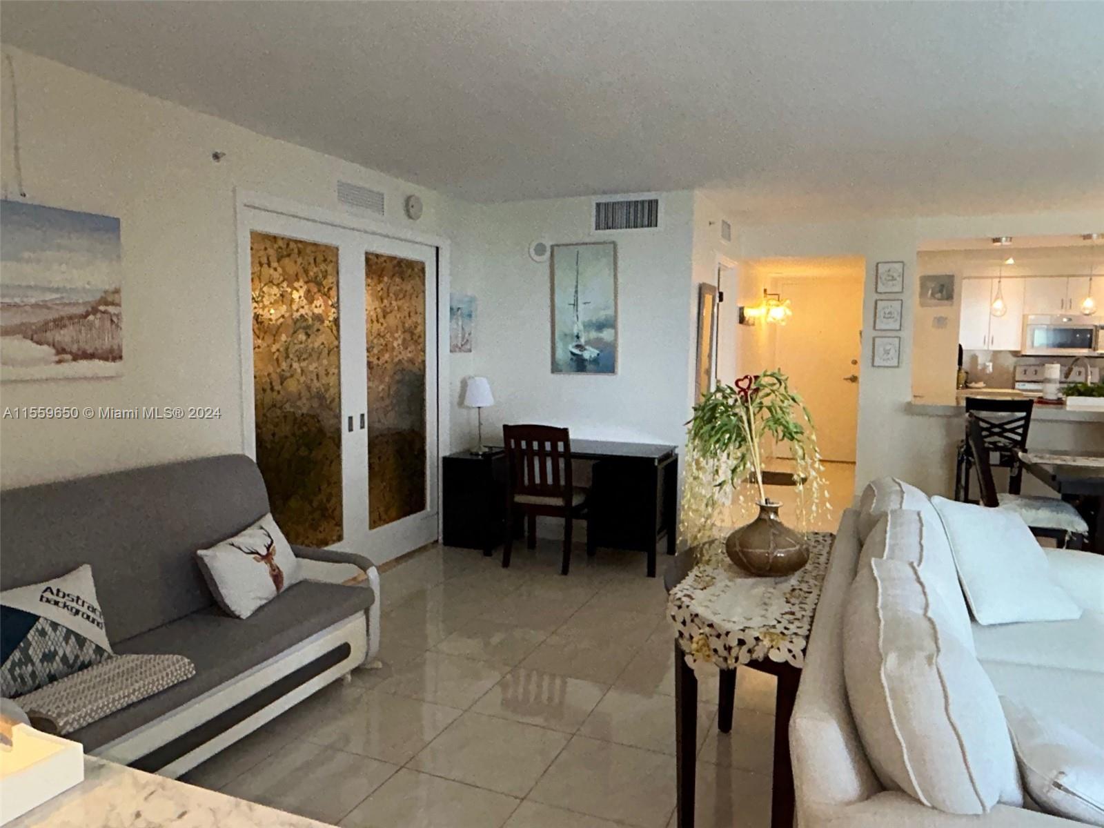6917 Collins Ave 807, Miami Beach, Florida 33141, 1 Bedroom Bedrooms, ,1 BathroomBathrooms,Residentiallease,For Rent,6917 Collins Ave 807,A11559650