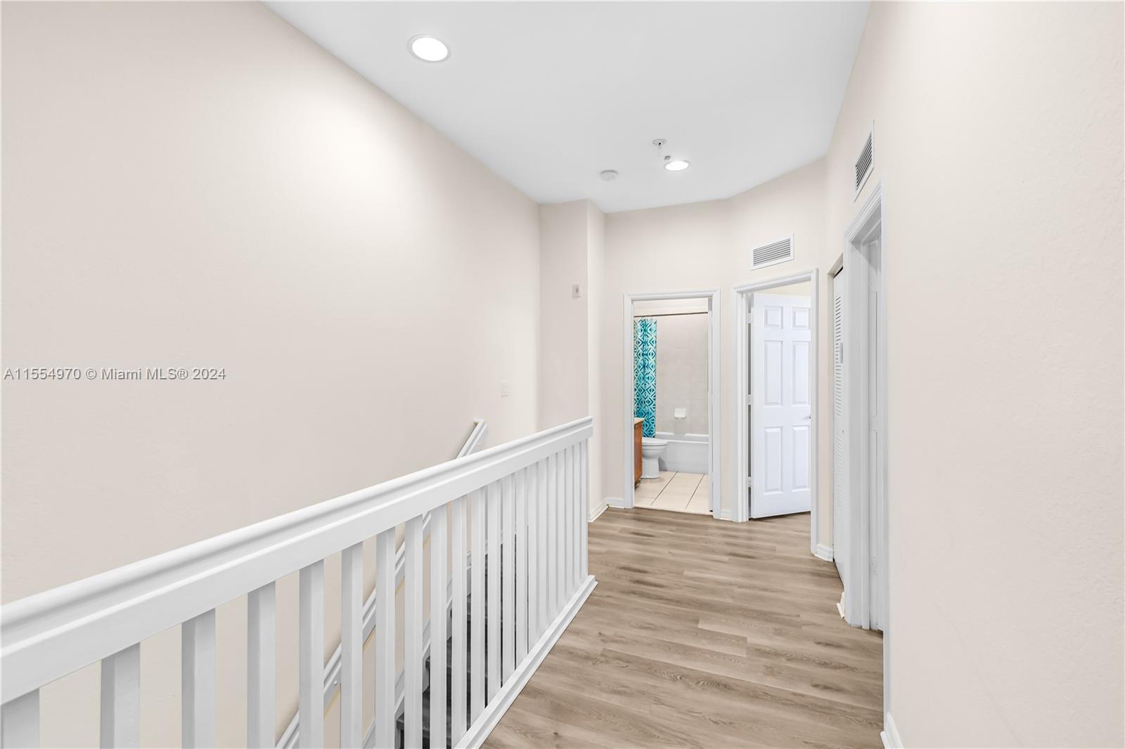 10885 NW 89th Terrace 214, Doral, Florida 33178, 3 Bedrooms Bedrooms, ,2 BathroomsBathrooms,Residential,For Sale,10885 NW 89th Terrace 214,A11554970