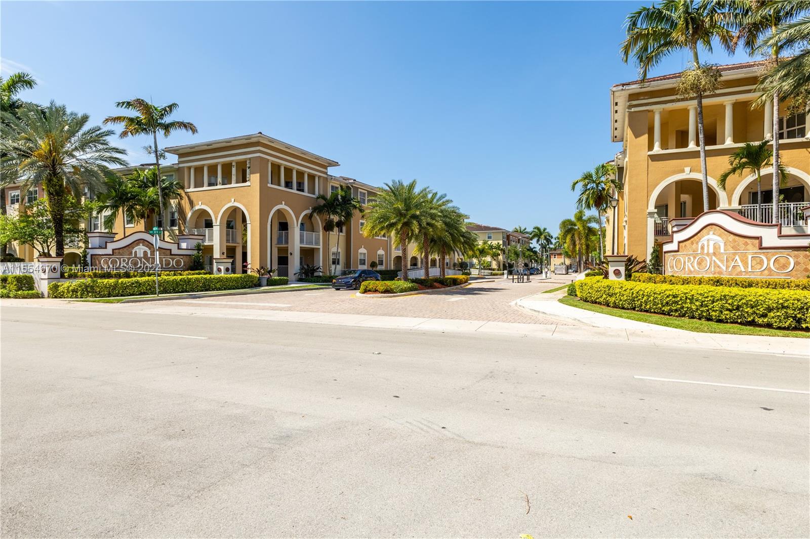 10885 NW 89th Terrace 214, Doral, Florida 33178, 3 Bedrooms Bedrooms, ,2 BathroomsBathrooms,Residential,For Sale,10885 NW 89th Terrace 214,A11554970