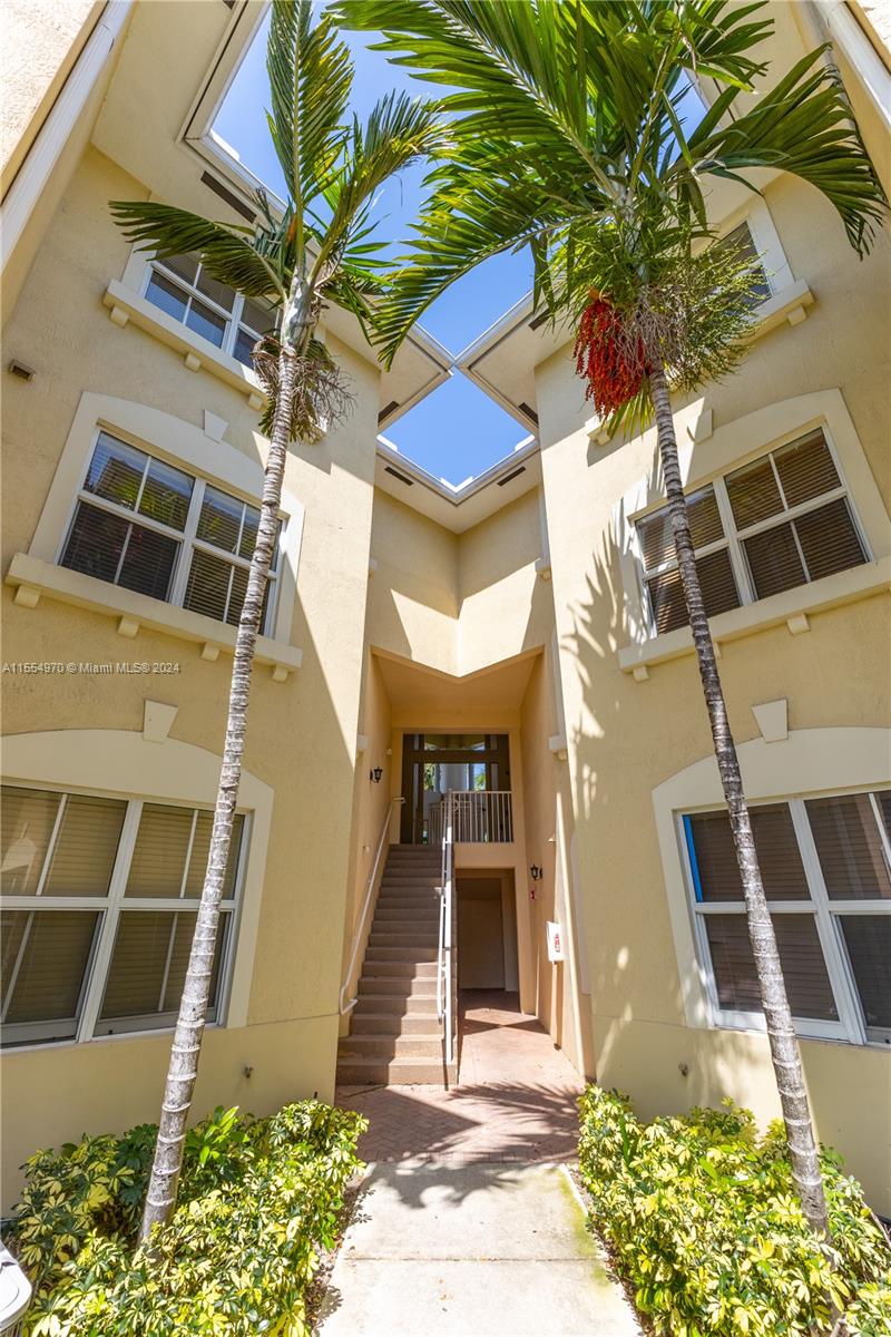 10885 NW 89th Terrace 214, Doral, Florida 33178, 3 Bedrooms Bedrooms, ,2 BathroomsBathrooms,Residential,For Sale,10885 NW 89th Terrace 214,A11554970