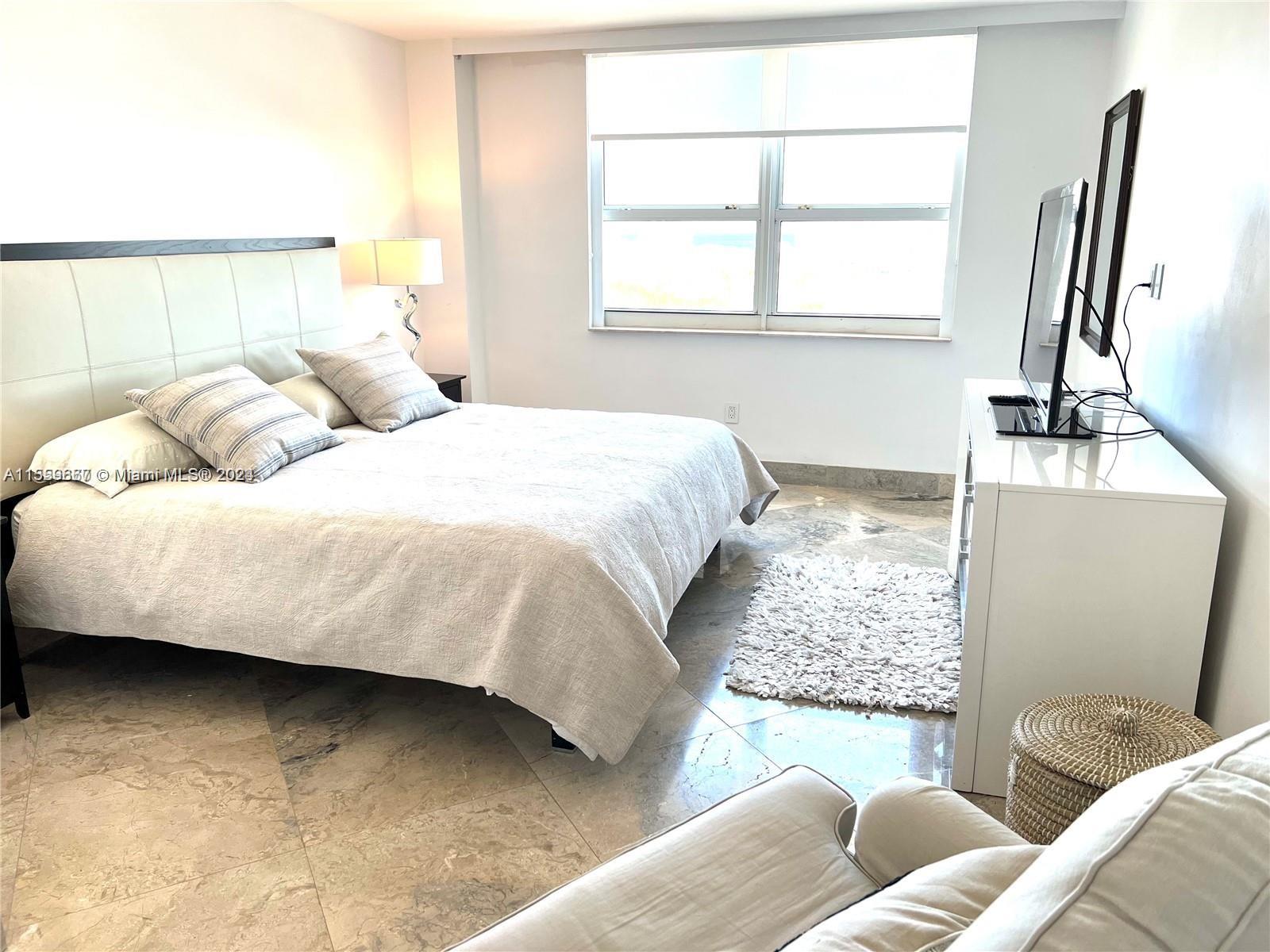 90 Alton Rd 1203, Miami Beach, Florida 33139, 2 Bedrooms Bedrooms, ,2 BathroomsBathrooms,Residentiallease,For Rent,90 Alton Rd 1203,A11559667