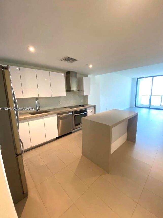 1600 NE 1st Ave 1212, Miami, Florida 33132, 1 Bedroom Bedrooms, ,1 BathroomBathrooms,Residentiallease,For Rent,1600 NE 1st Ave 1212,A11559681