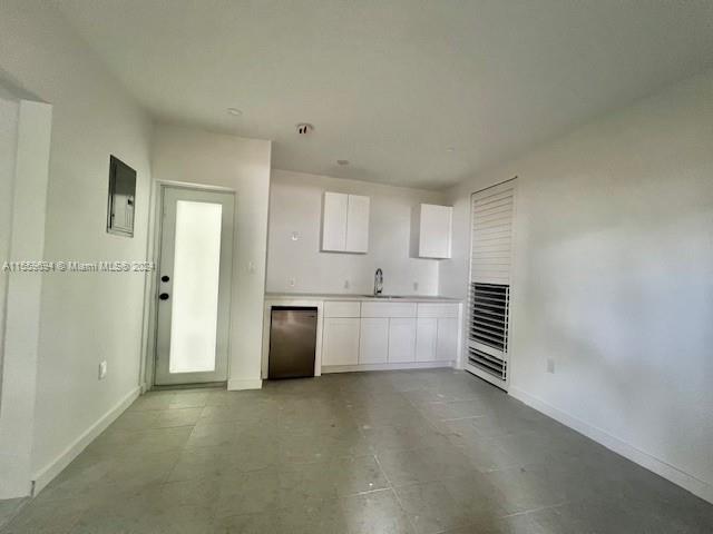 7800 NE 10th Ct 5, Miami, Florida 33138, ,1 BathroomBathrooms,Residentiallease,For Rent,7800 NE 10th Ct 5,A11559694
