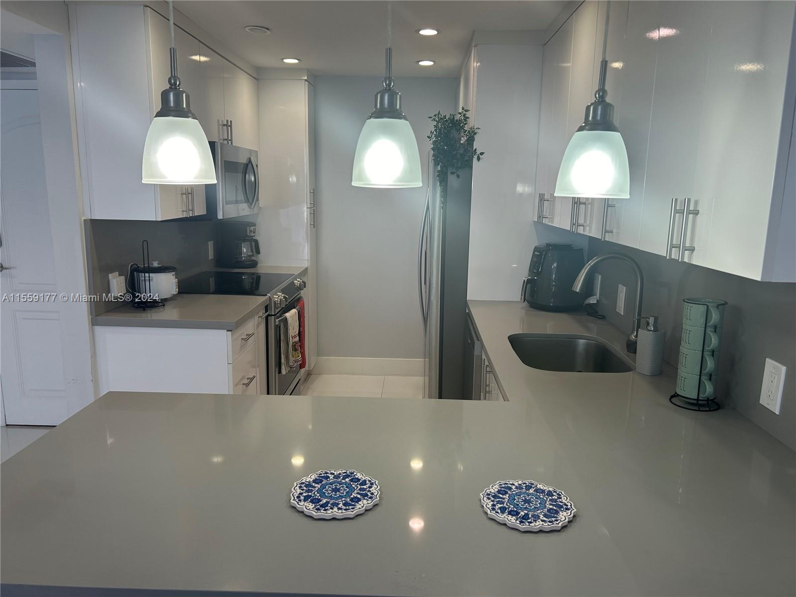 3625 N Country Club Dr 1203, Aventura, Florida 33180, 2 Bedrooms Bedrooms, ,2 BathroomsBathrooms,Residentiallease,For Rent,3625 N Country Club Dr 1203,A11559177