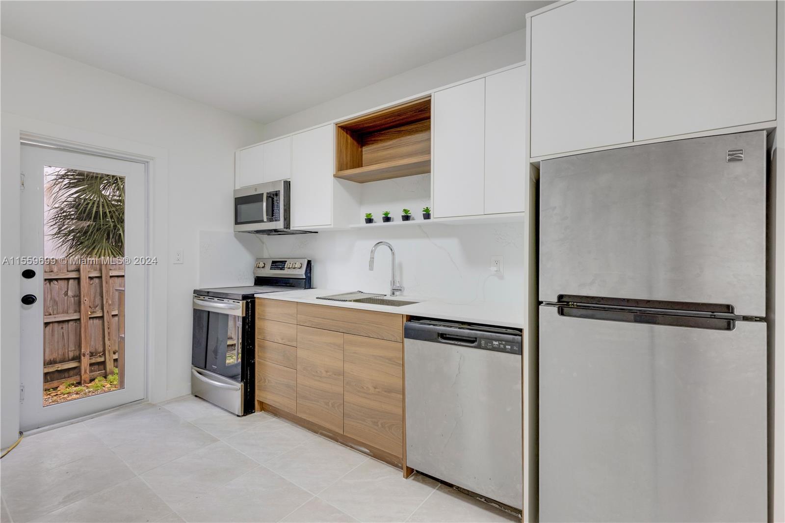 7800 NE 10th Ct 2, Miami, Florida 33138, 1 Bedroom Bedrooms, ,1 BathroomBathrooms,Residentiallease,For Rent,7800 NE 10th Ct 2,A11559699