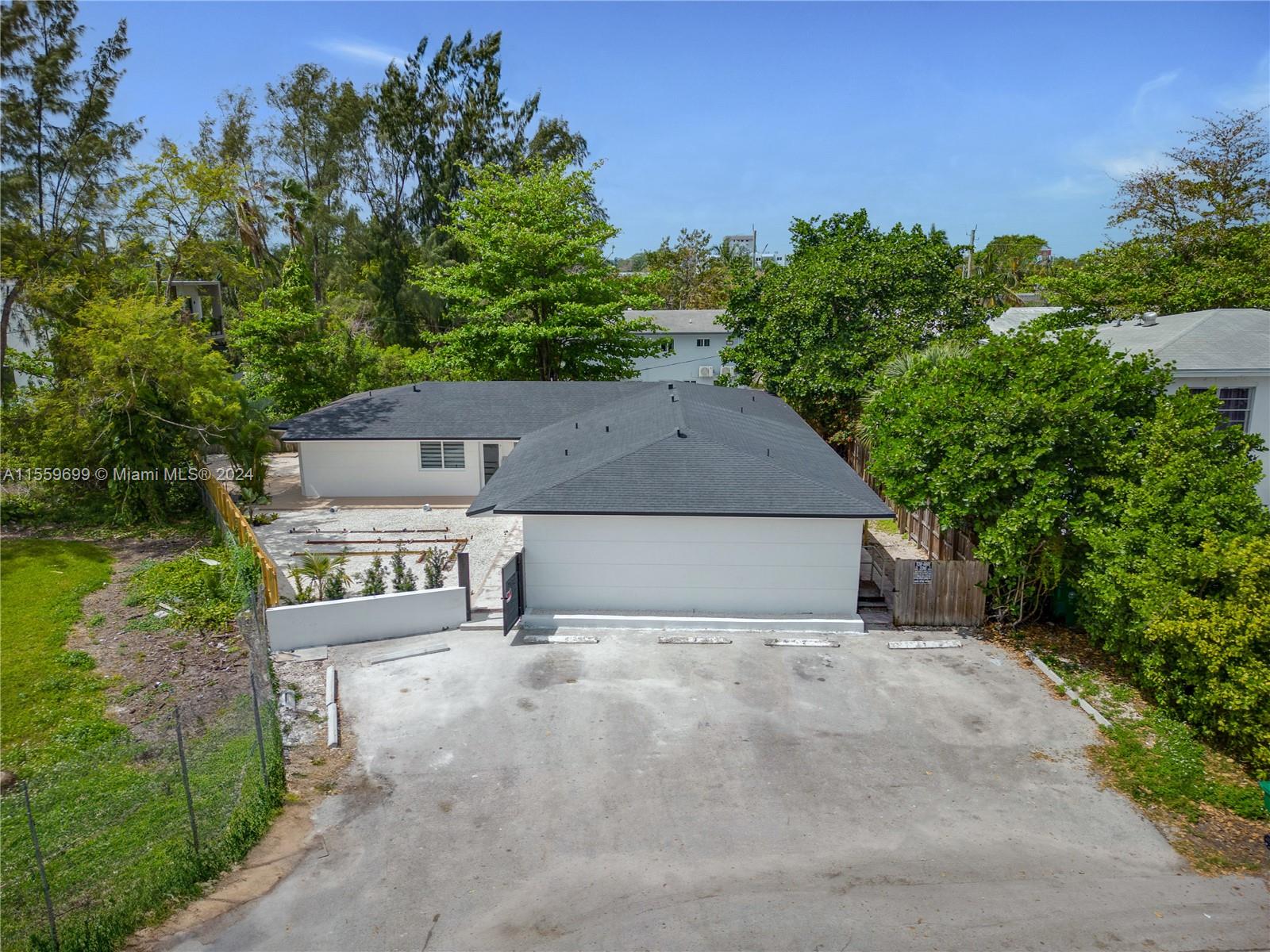 7800 NE 10th Ct 2, Miami, Florida 33138, 1 Bedroom Bedrooms, ,1 BathroomBathrooms,Residentiallease,For Rent,7800 NE 10th Ct 2,A11559699