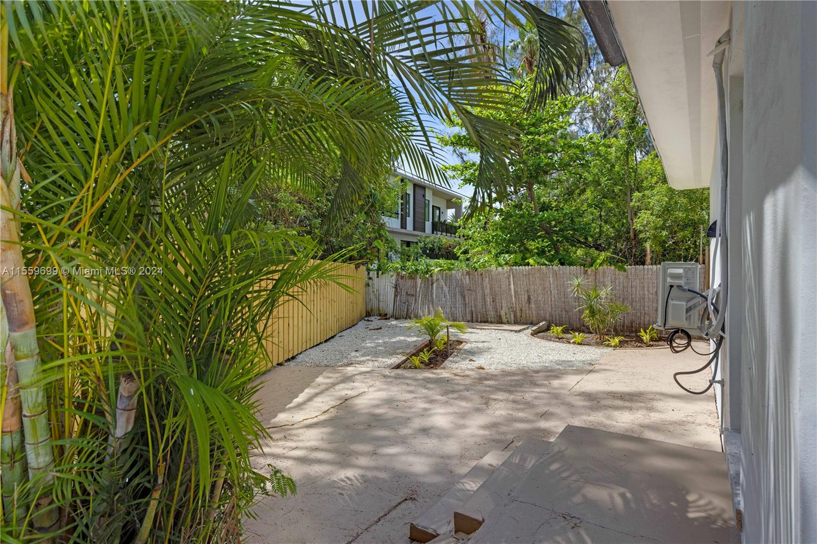 7800 NE 10th Ct 2, Miami, Florida 33138, 1 Bedroom Bedrooms, ,1 BathroomBathrooms,Residentiallease,For Rent,7800 NE 10th Ct 2,A11559699