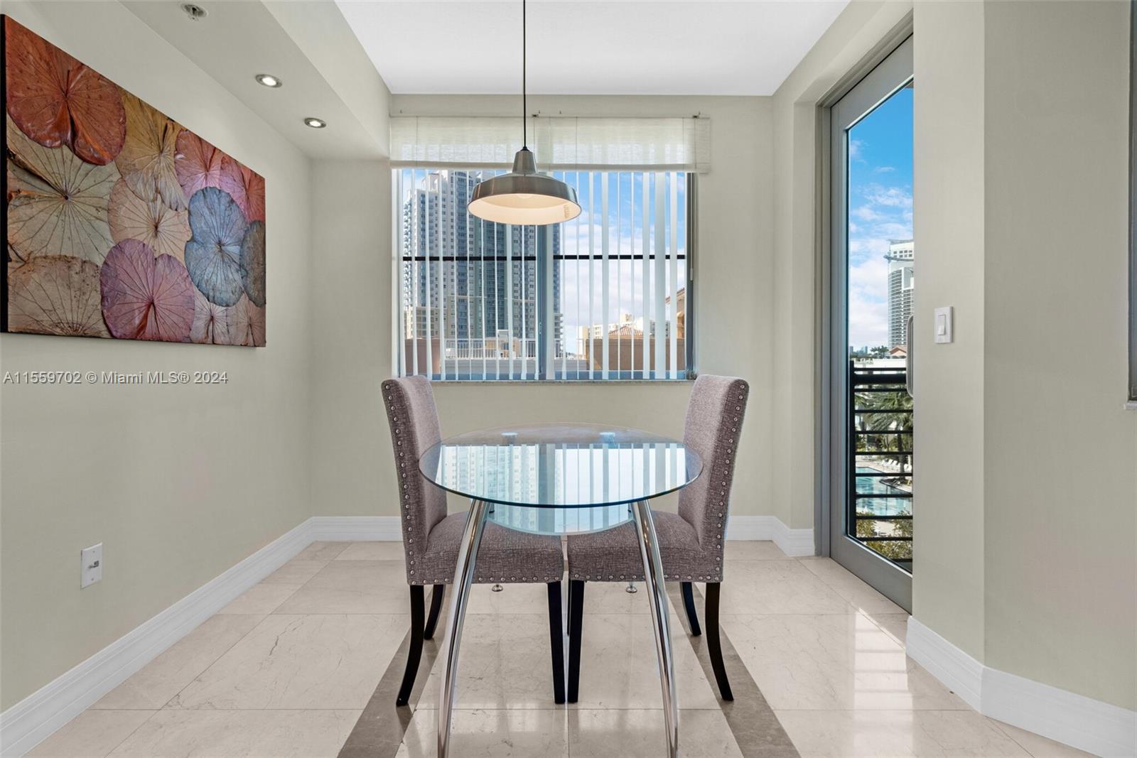 110 Washington Ave 1616, Miami Beach, Florida 33139, 1 Bedroom Bedrooms, ,1 BathroomBathrooms,Residentiallease,For Rent,110 Washington Ave 1616,A11559702