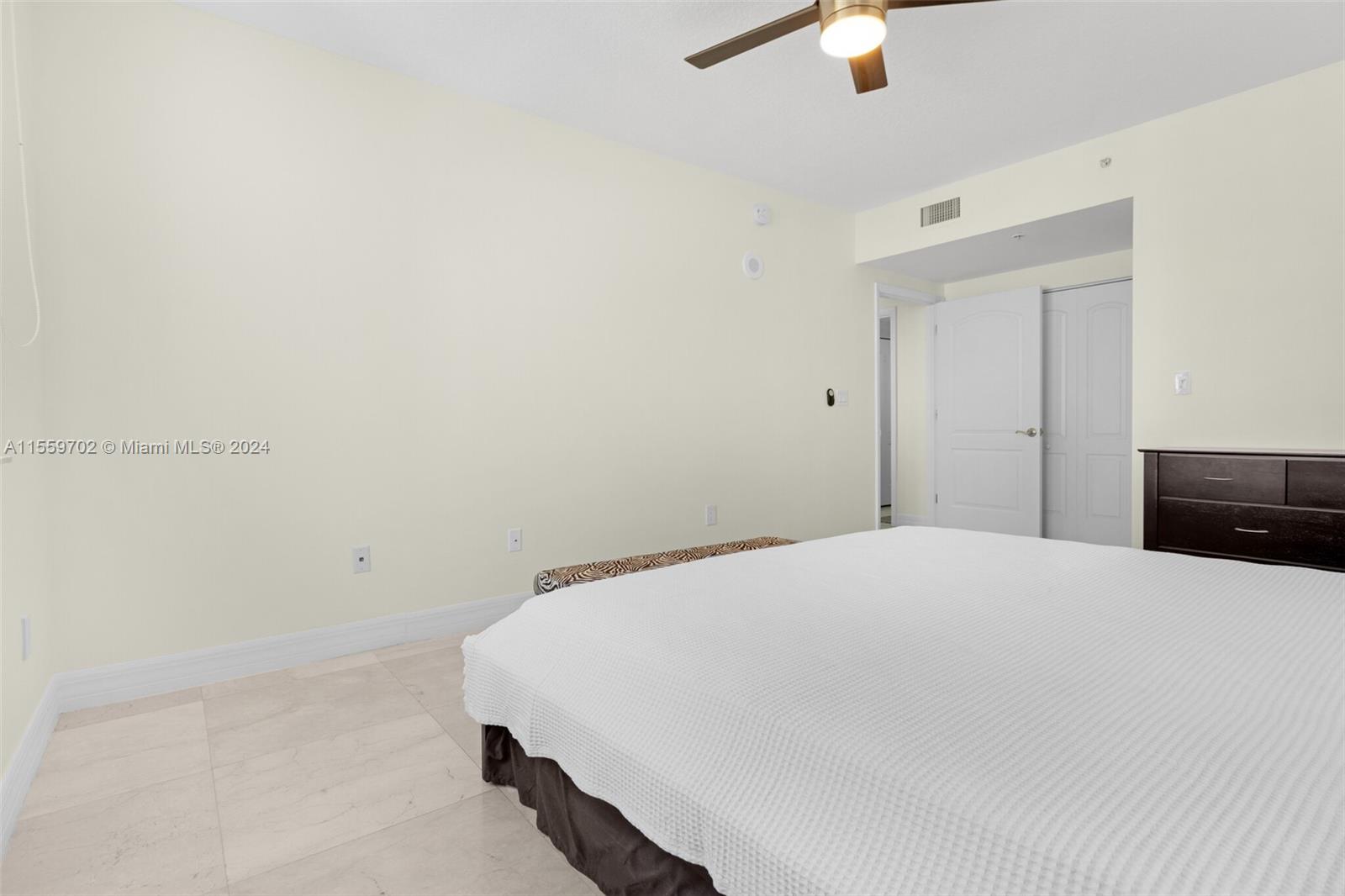 110 Washington Ave 1616, Miami Beach, Florida 33139, 1 Bedroom Bedrooms, ,1 BathroomBathrooms,Residentiallease,For Rent,110 Washington Ave 1616,A11559702