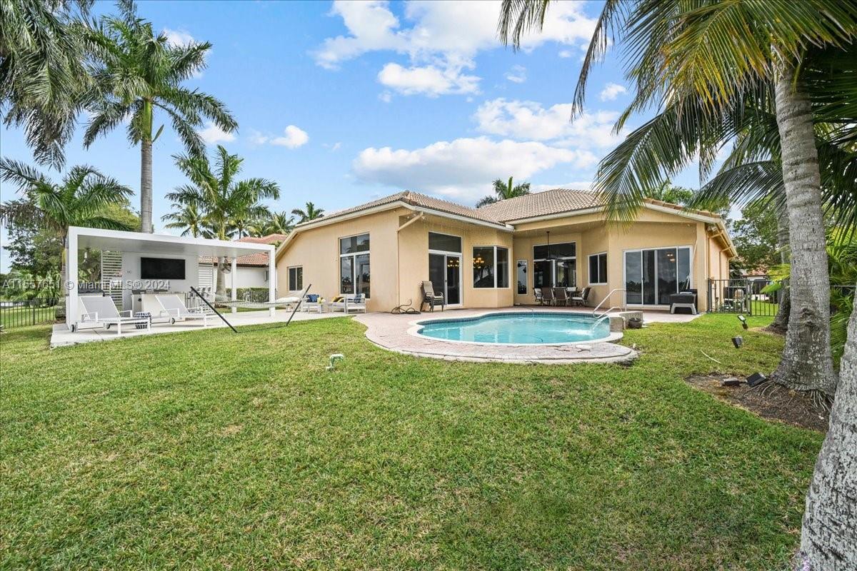 18611 SW 39th St, Miramar, Florida 33029, 5 Bedrooms Bedrooms, ,3 BathroomsBathrooms,Residential,For Sale,18611 SW 39th St,A11557651