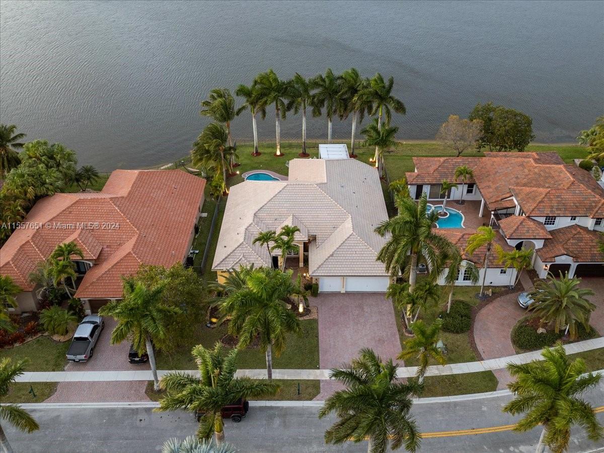 18611 SW 39th St, Miramar, Florida 33029, 5 Bedrooms Bedrooms, ,3 BathroomsBathrooms,Residential,For Sale,18611 SW 39th St,A11557651