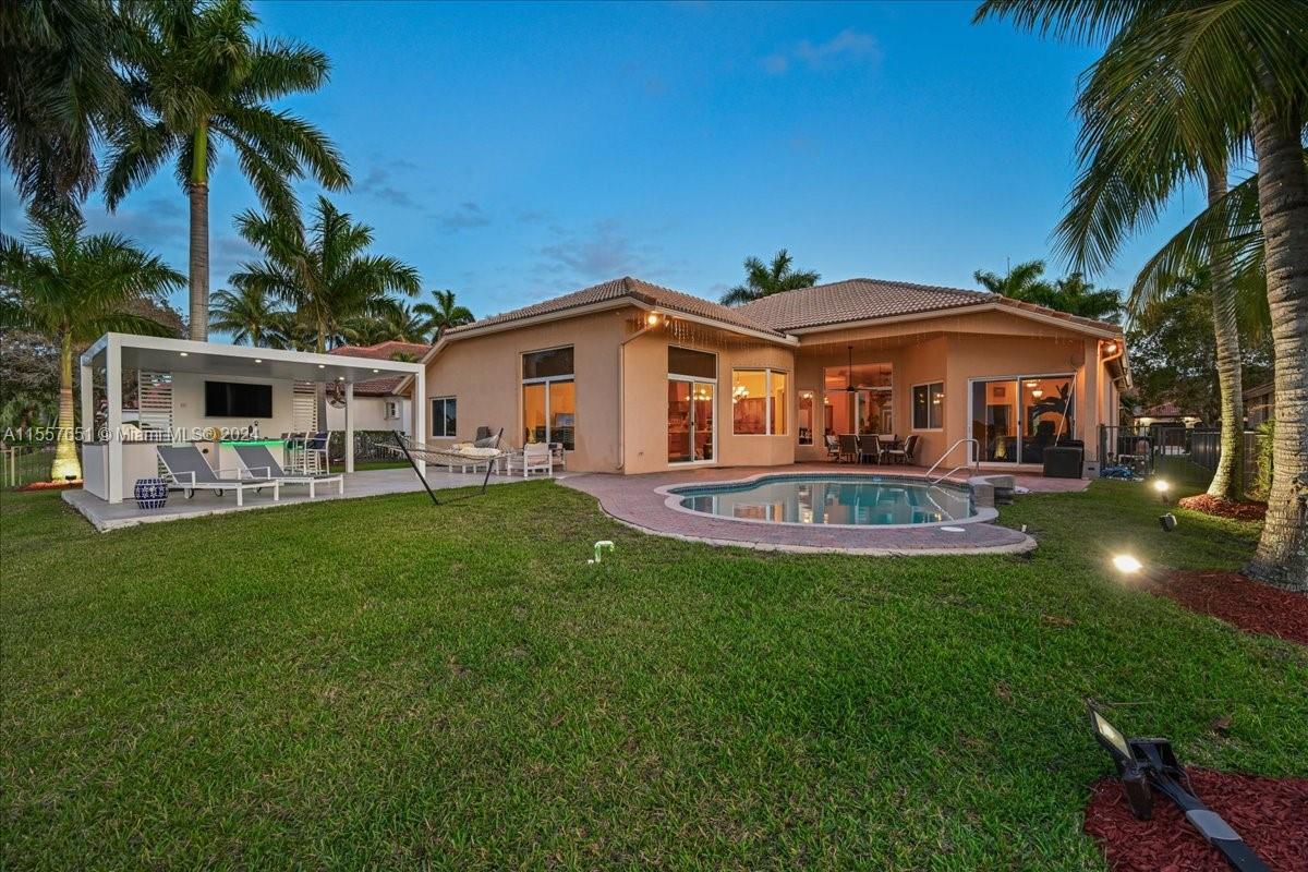 18611 SW 39th St, Miramar, Florida 33029, 5 Bedrooms Bedrooms, ,3 BathroomsBathrooms,Residential,For Sale,18611 SW 39th St,A11557651
