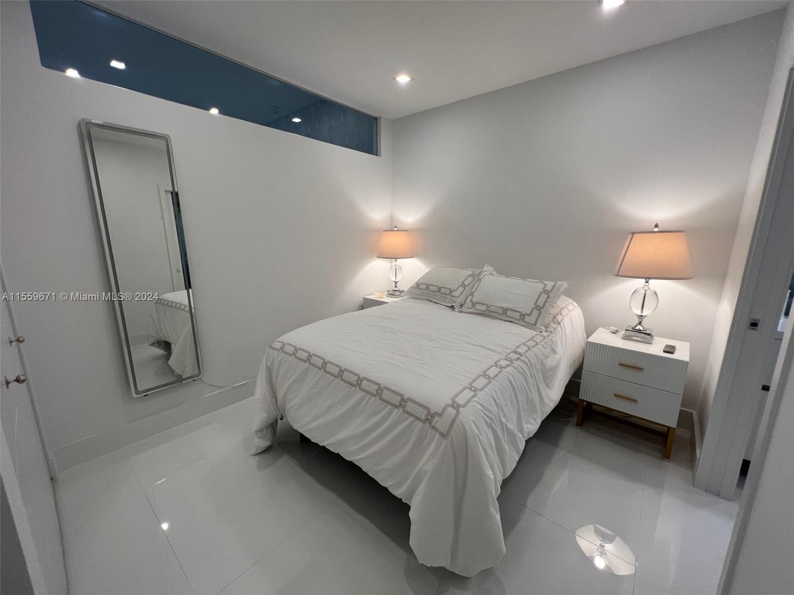 100 Lincoln Rd 1622, Miami Beach, Florida 33139, 2 Bedrooms Bedrooms, ,2 BathroomsBathrooms,Residentiallease,For Rent,100 Lincoln Rd 1622,A11559671