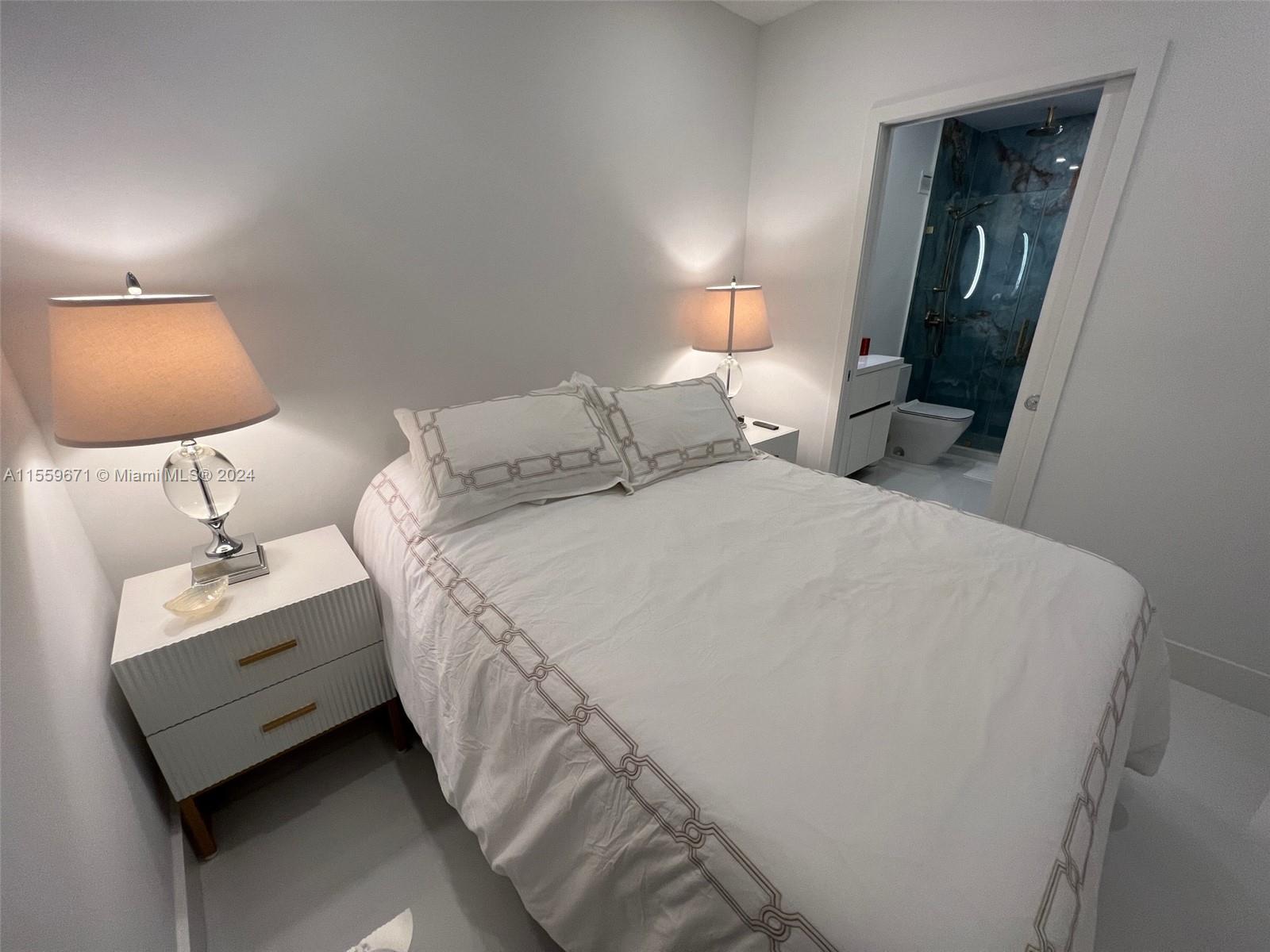 100 Lincoln Rd 1622, Miami Beach, Florida 33139, 2 Bedrooms Bedrooms, ,2 BathroomsBathrooms,Residentiallease,For Rent,100 Lincoln Rd 1622,A11559671
