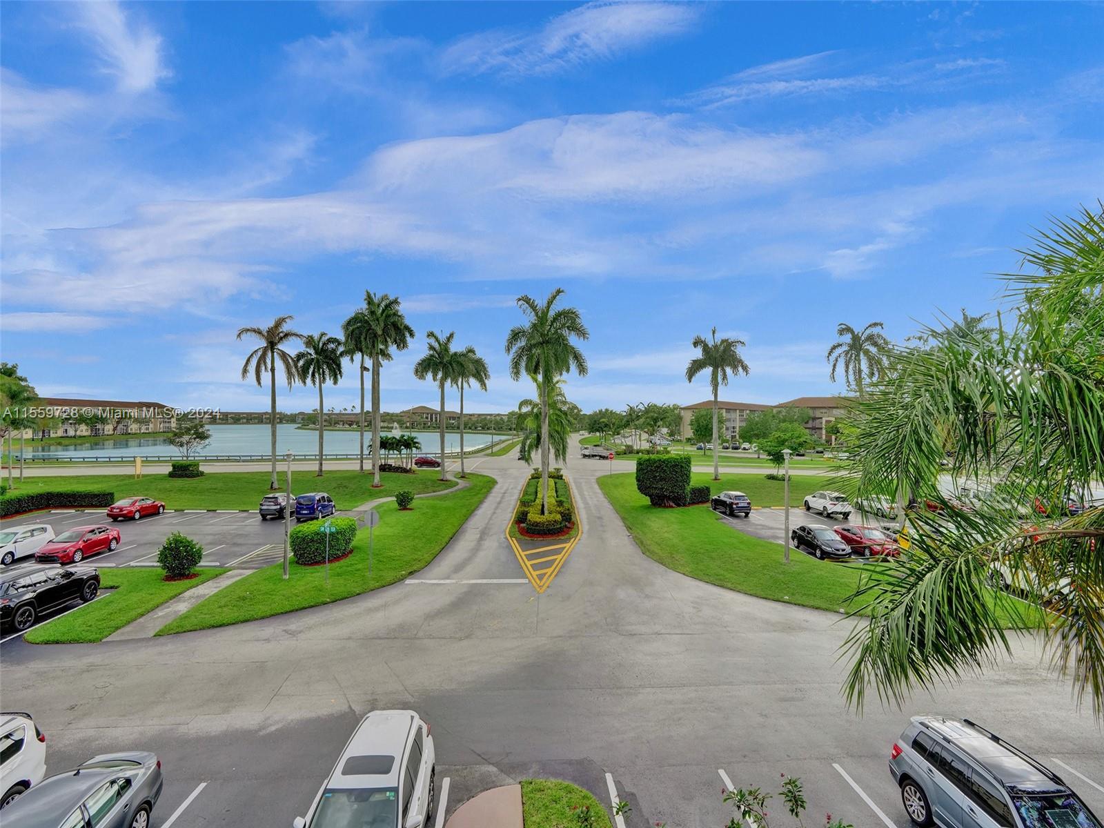 901 SW 128th Ter 307A, Pembroke Pines, Florida 33027, 1 Bedroom Bedrooms, ,1 BathroomBathrooms,Residential,For Sale,901 SW 128th Ter 307A,A11559728