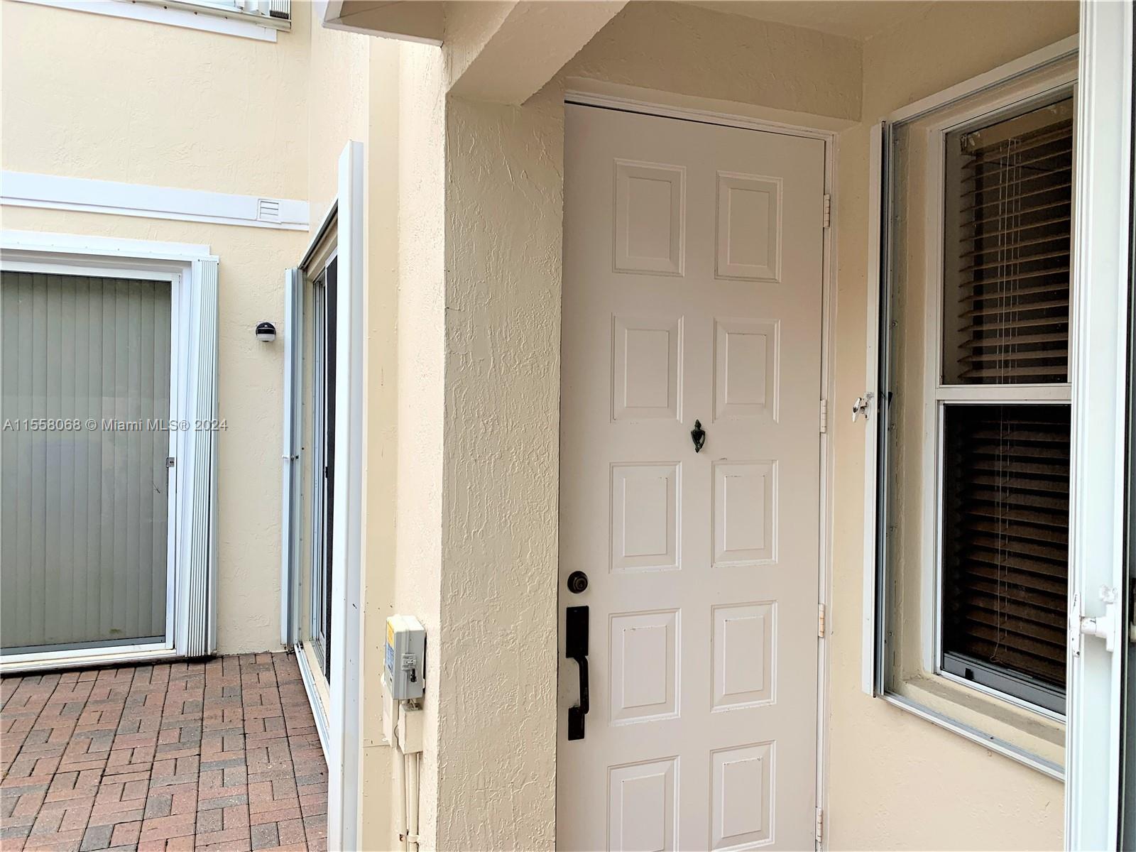 1130 Buttonwood Ln -, Hollywood, Florida 33019, 3 Bedrooms Bedrooms, ,3 BathroomsBathrooms,Residentiallease,For Rent,1130 Buttonwood Ln -,A11558068