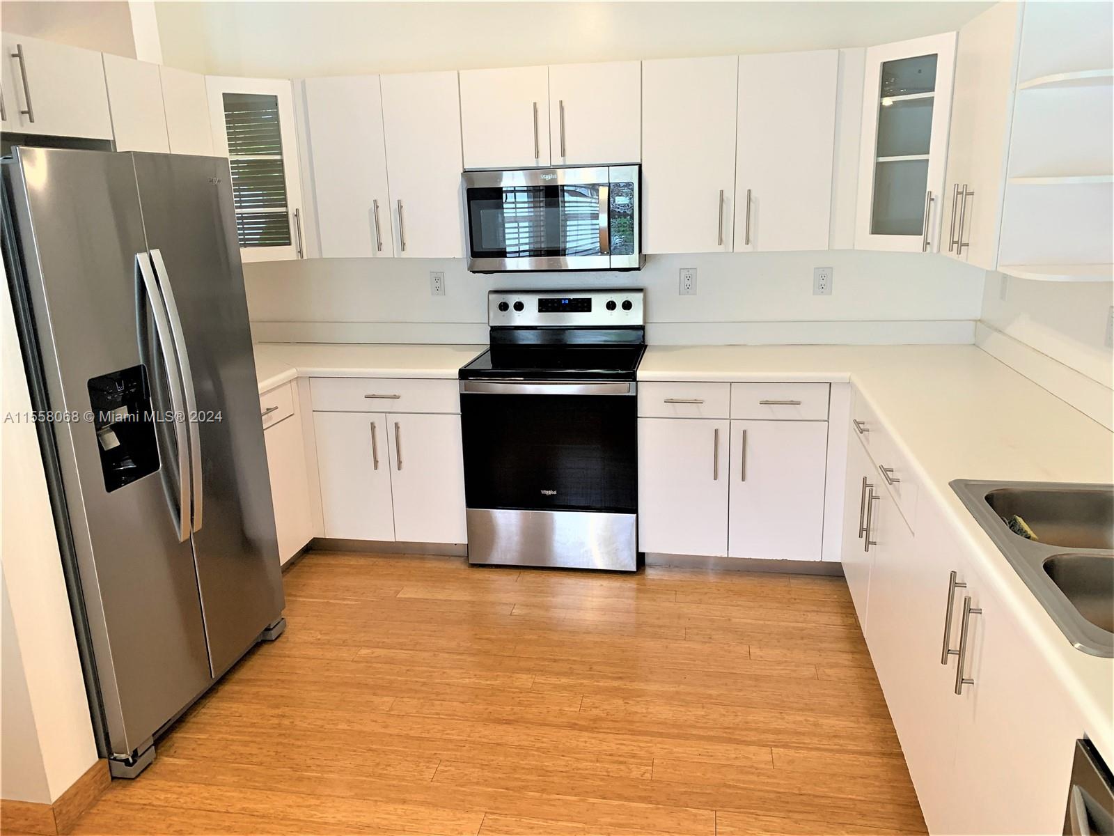 1130 Buttonwood Ln -, Hollywood, Florida 33019, 3 Bedrooms Bedrooms, ,3 BathroomsBathrooms,Residentiallease,For Rent,1130 Buttonwood Ln -,A11558068